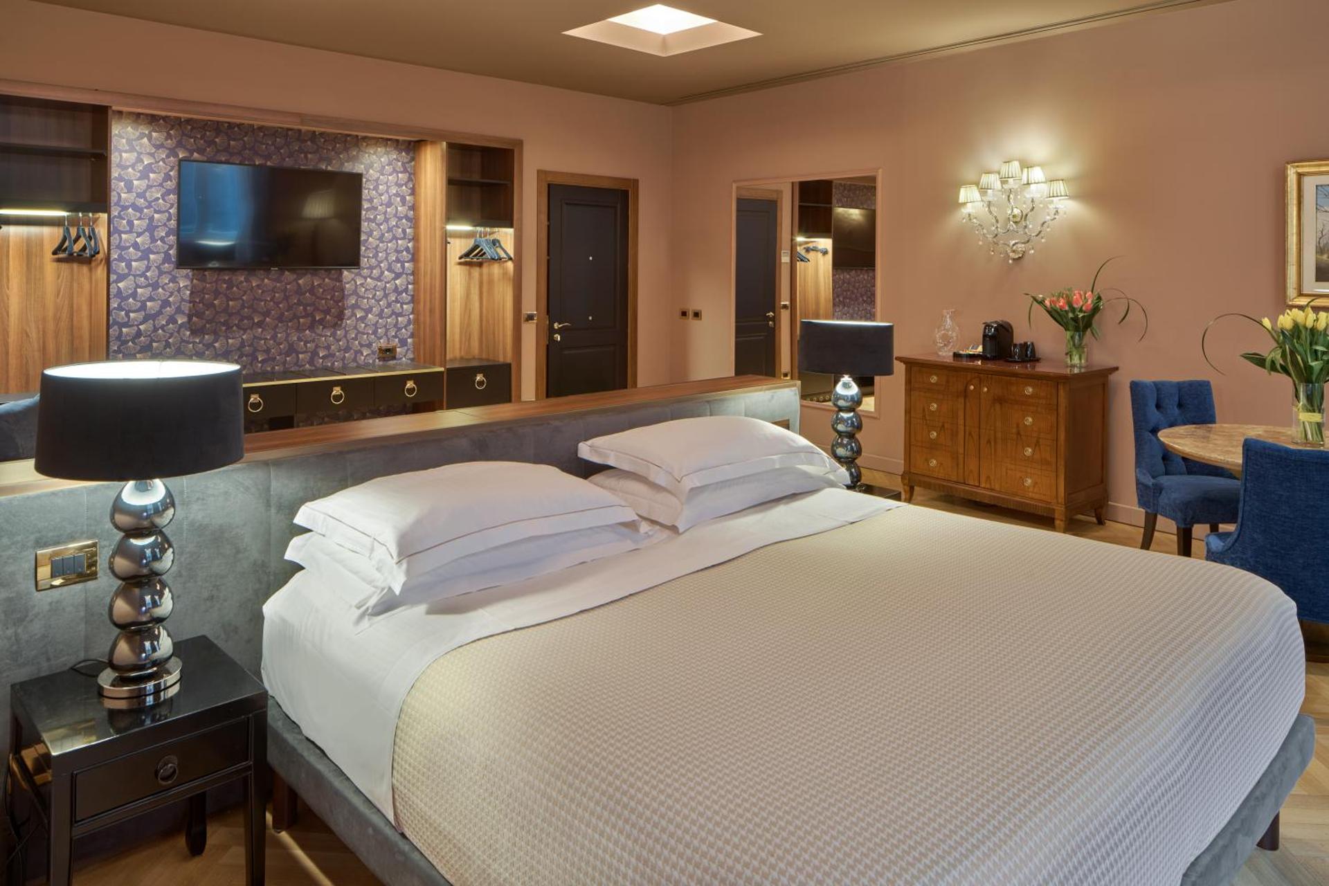 Hotel Accademia - Photo 54