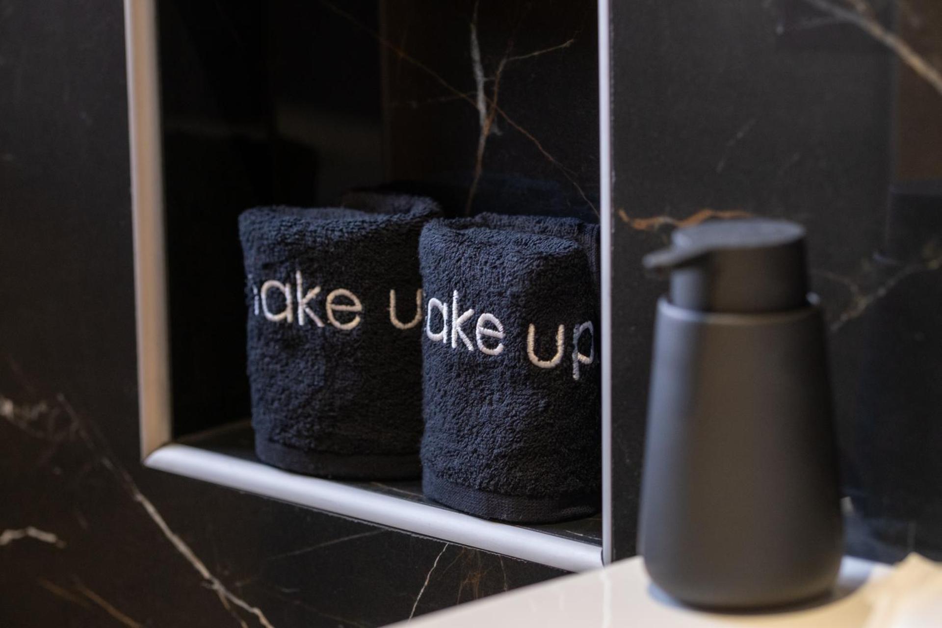 Agora Views - Photo 27