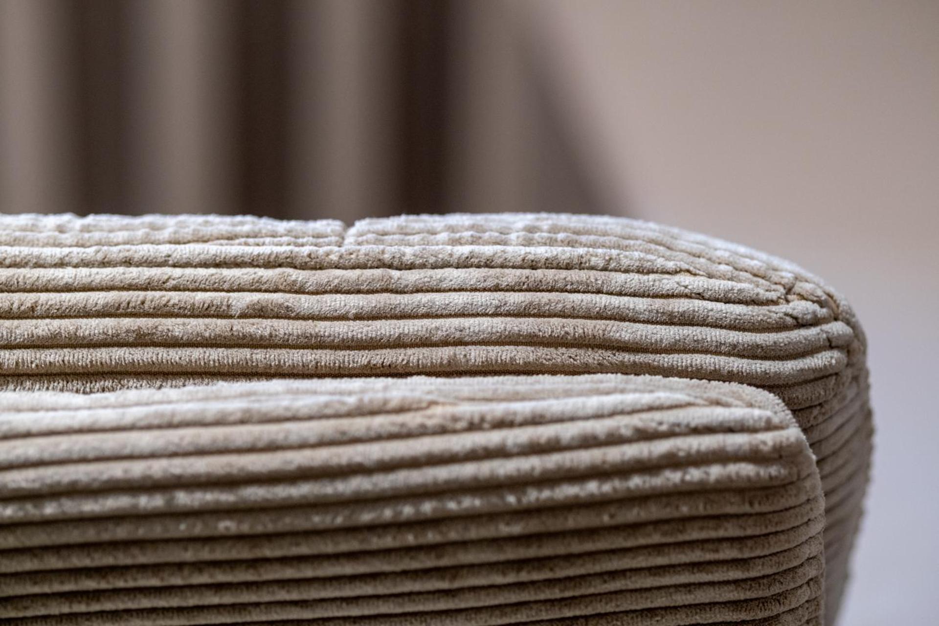 Agora Views - Photo 55