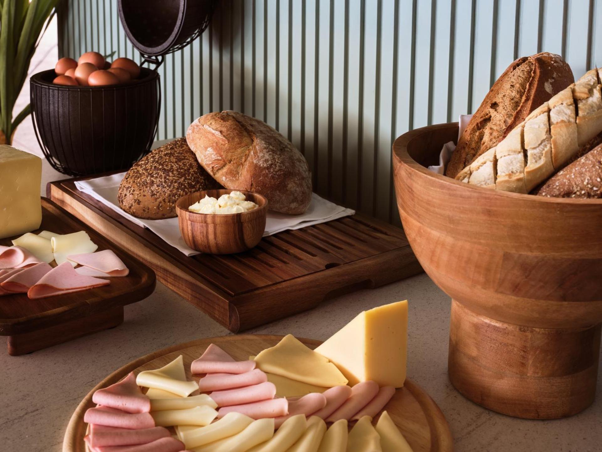 Ammonites Beachfront Rooms & Suites - Photo 18