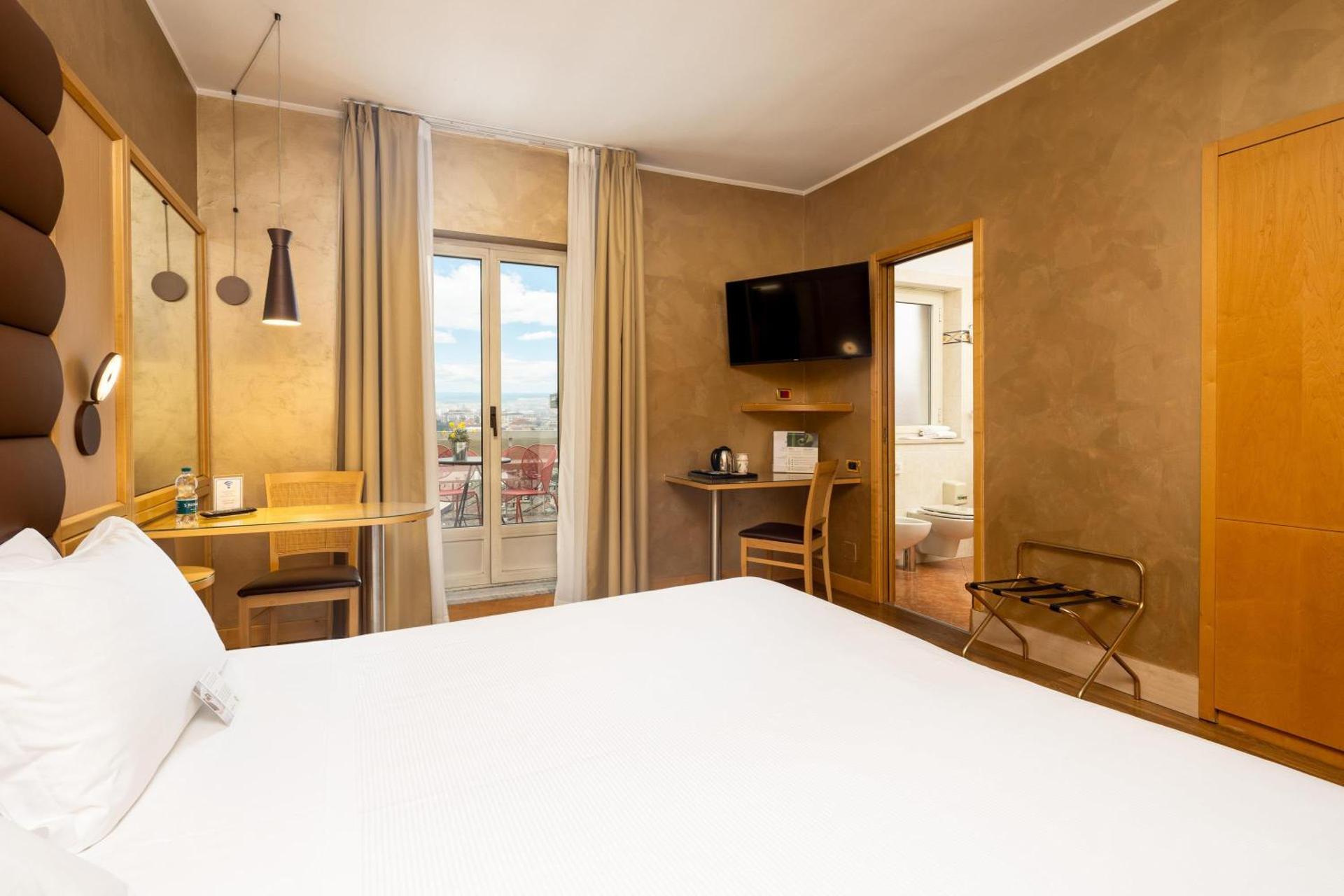 Best Western Hotel Luxor - Photo 130