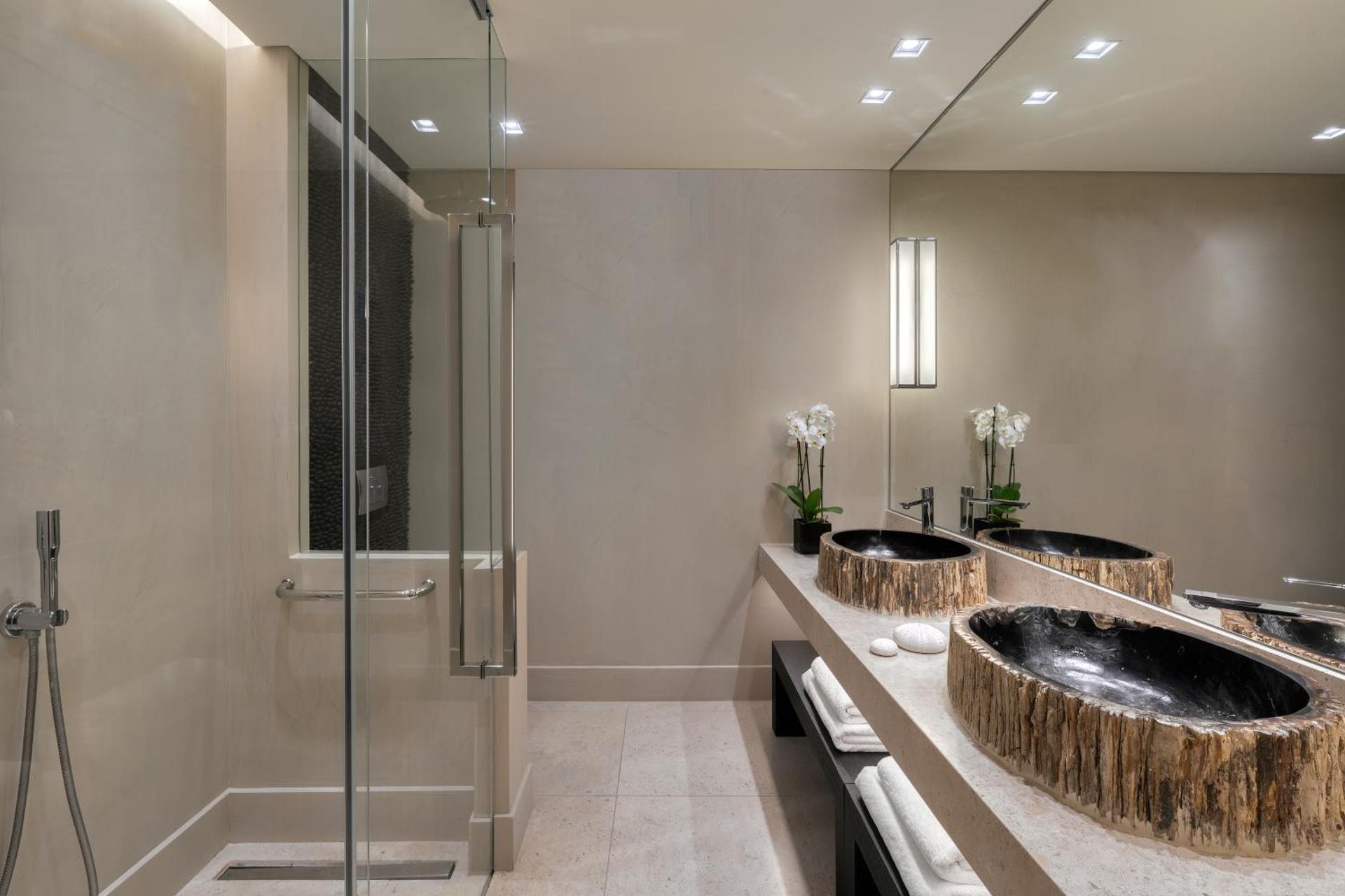 Santa Marina, A Luxury Collection Resort, Mykonos - Photo 54