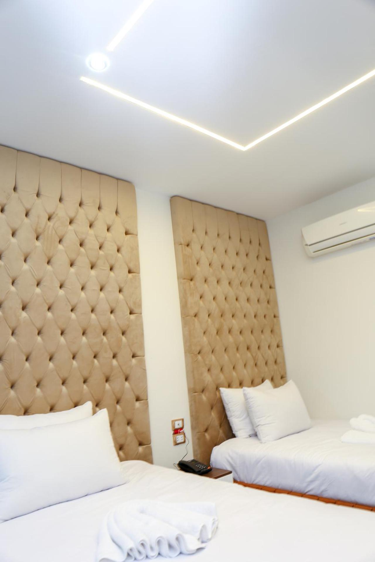 AMADEOS pyramids inn - Photo 102