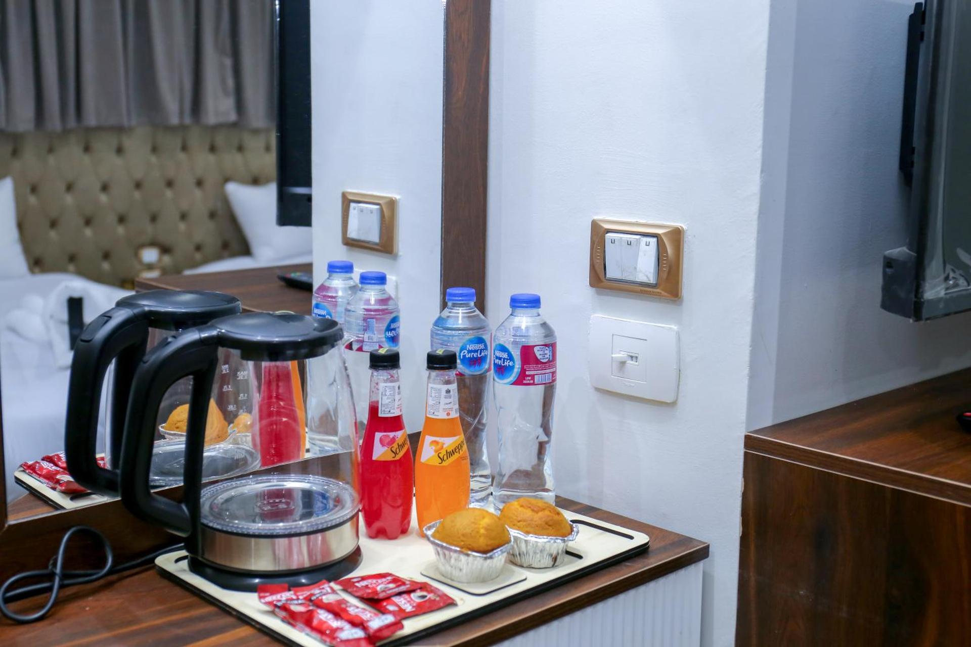 AMADEOS pyramids inn - Photo 11