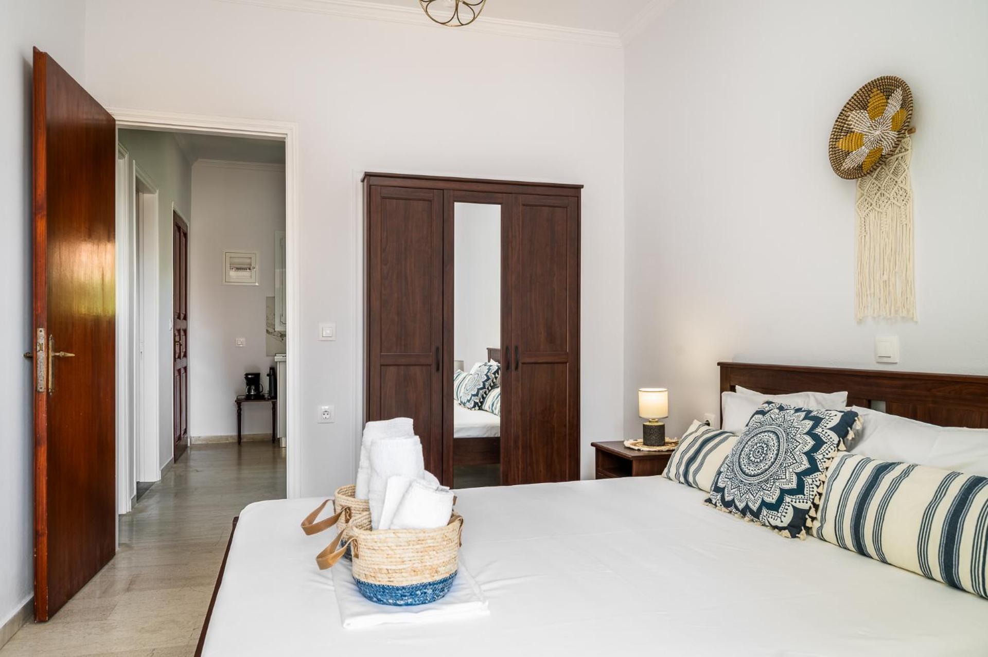 Vicky's Apartments - Photo 17