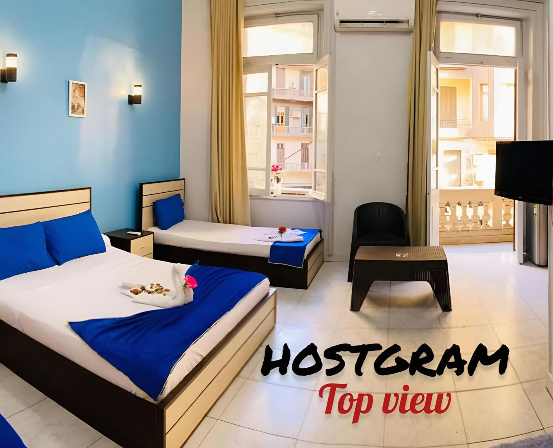 Hostgram Top View - Photo 37