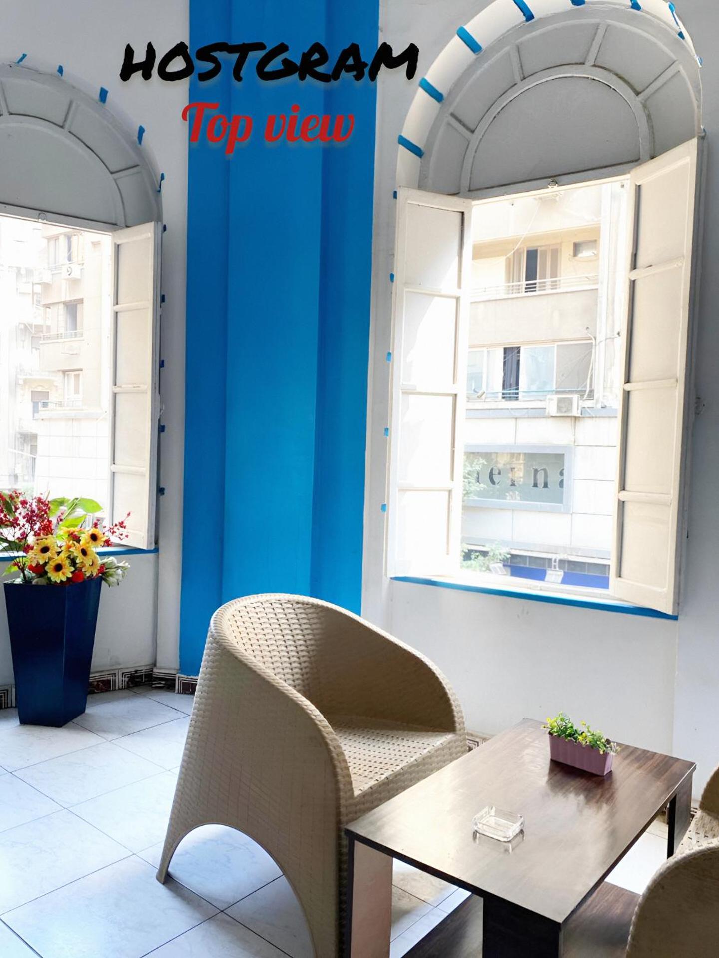 Hostgram Top View - Photo 8