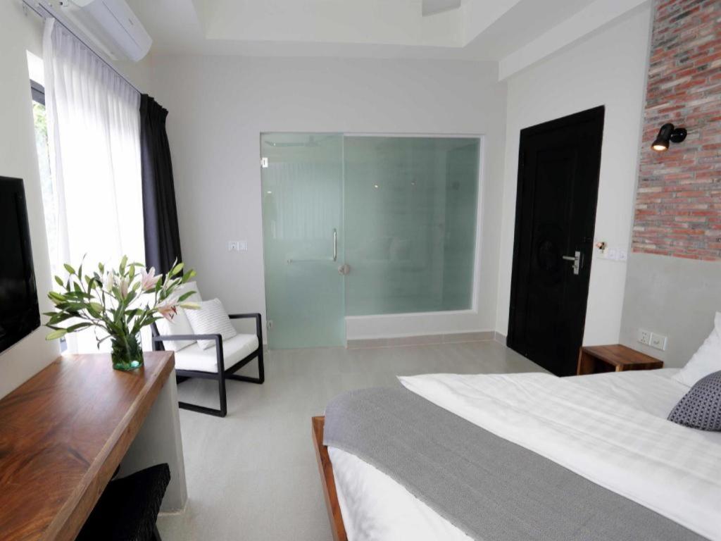 Bamboo9 Boutique - Photo 61