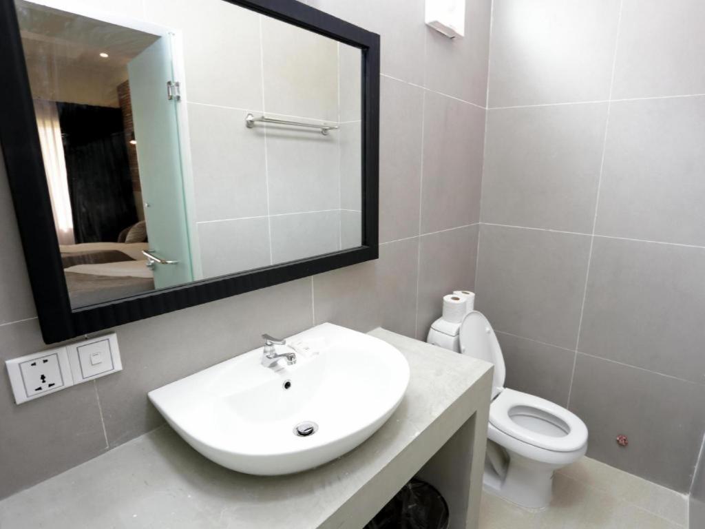 Bamboo9 Boutique - Photo 84