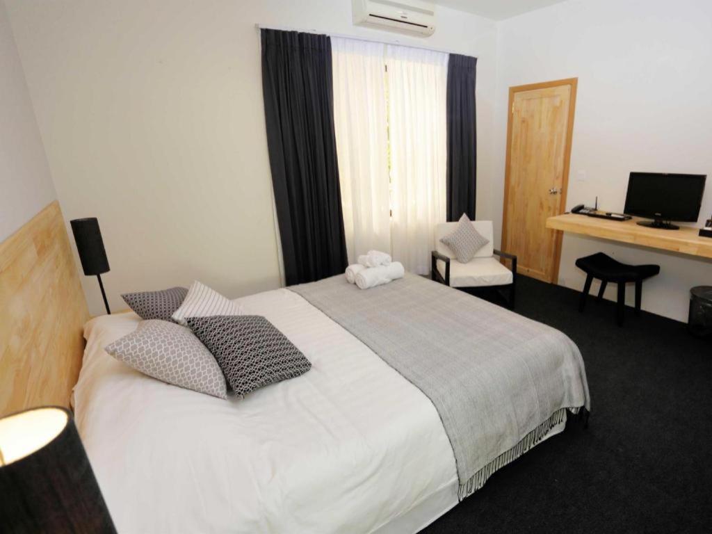 Bamboo9 Boutique - Photo 86