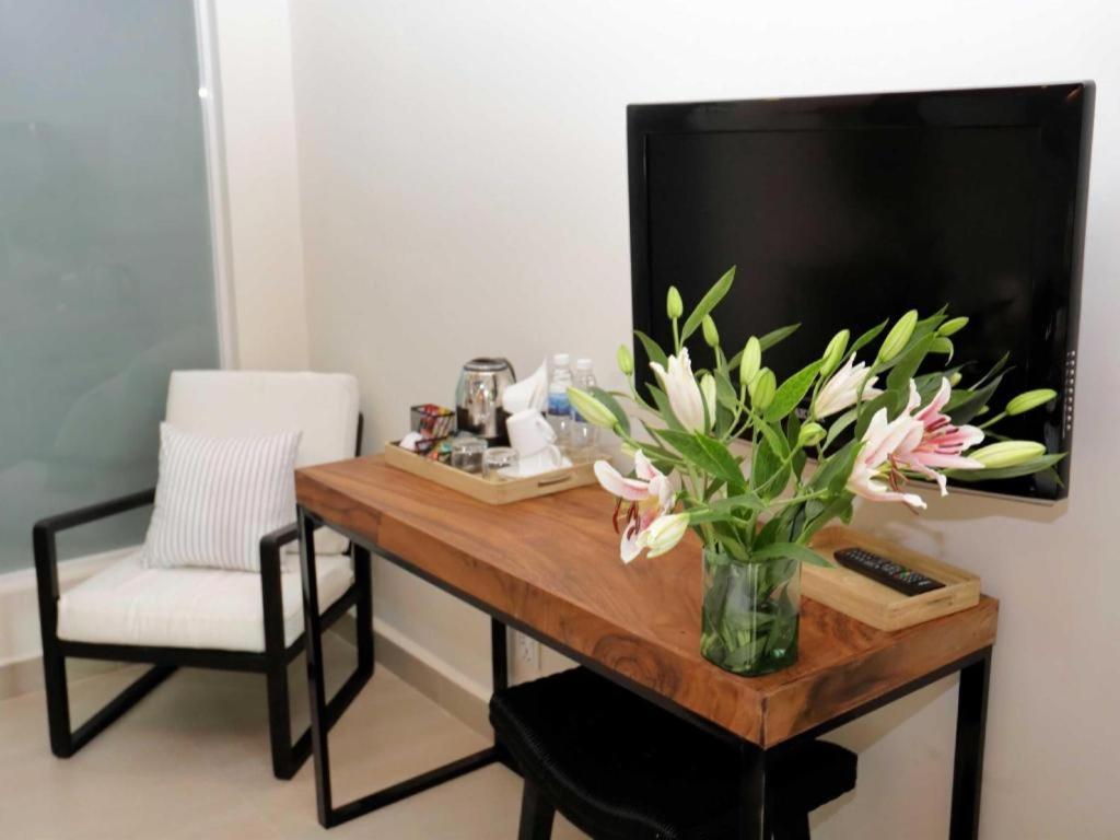 Bamboo9 Boutique - Photo 103