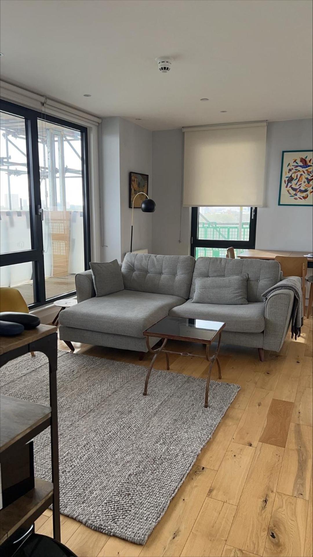 Beautiful 1 Bedroom with Balcony Near Mile End - Photo 26