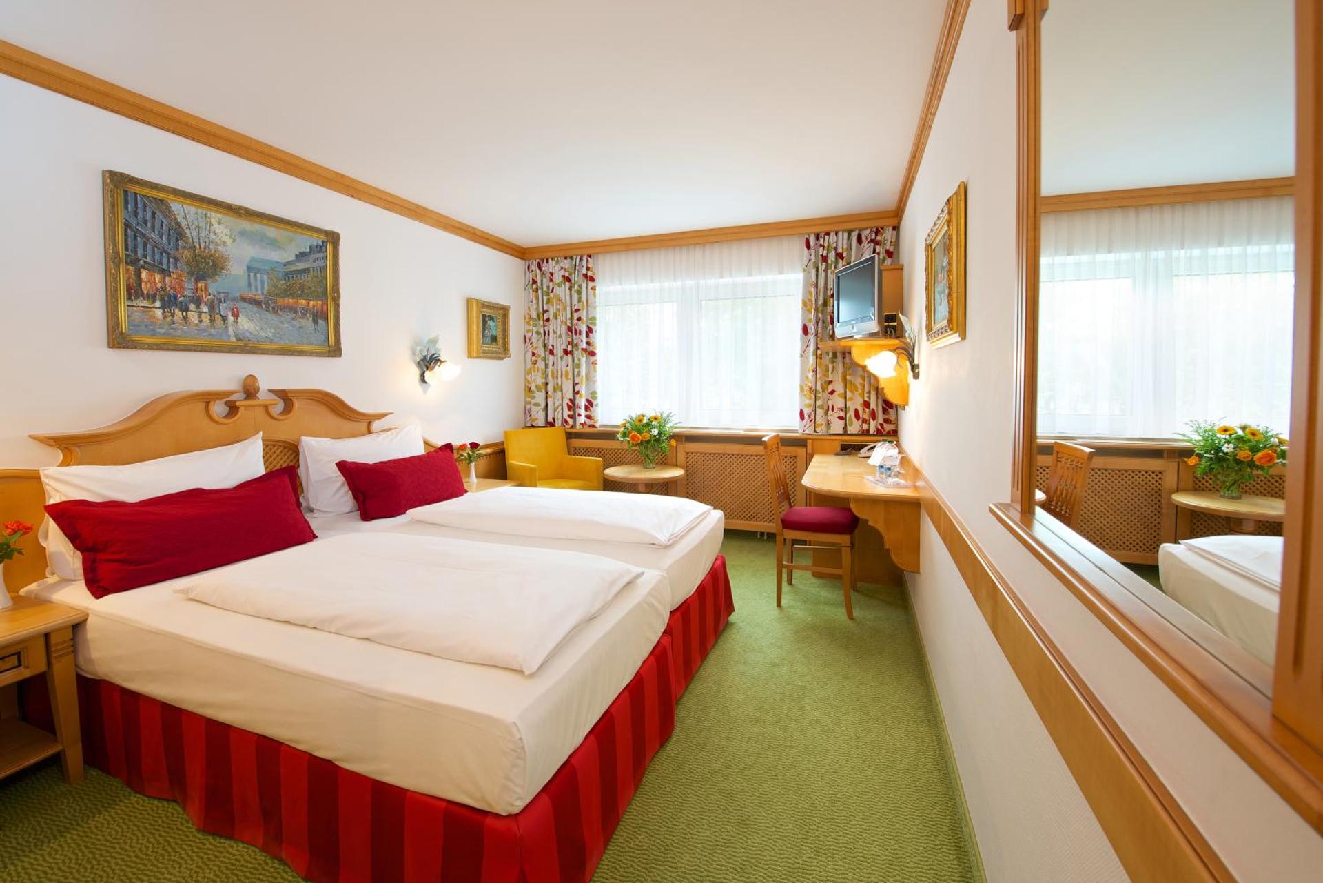 Park Hotel Laim - Photo 7