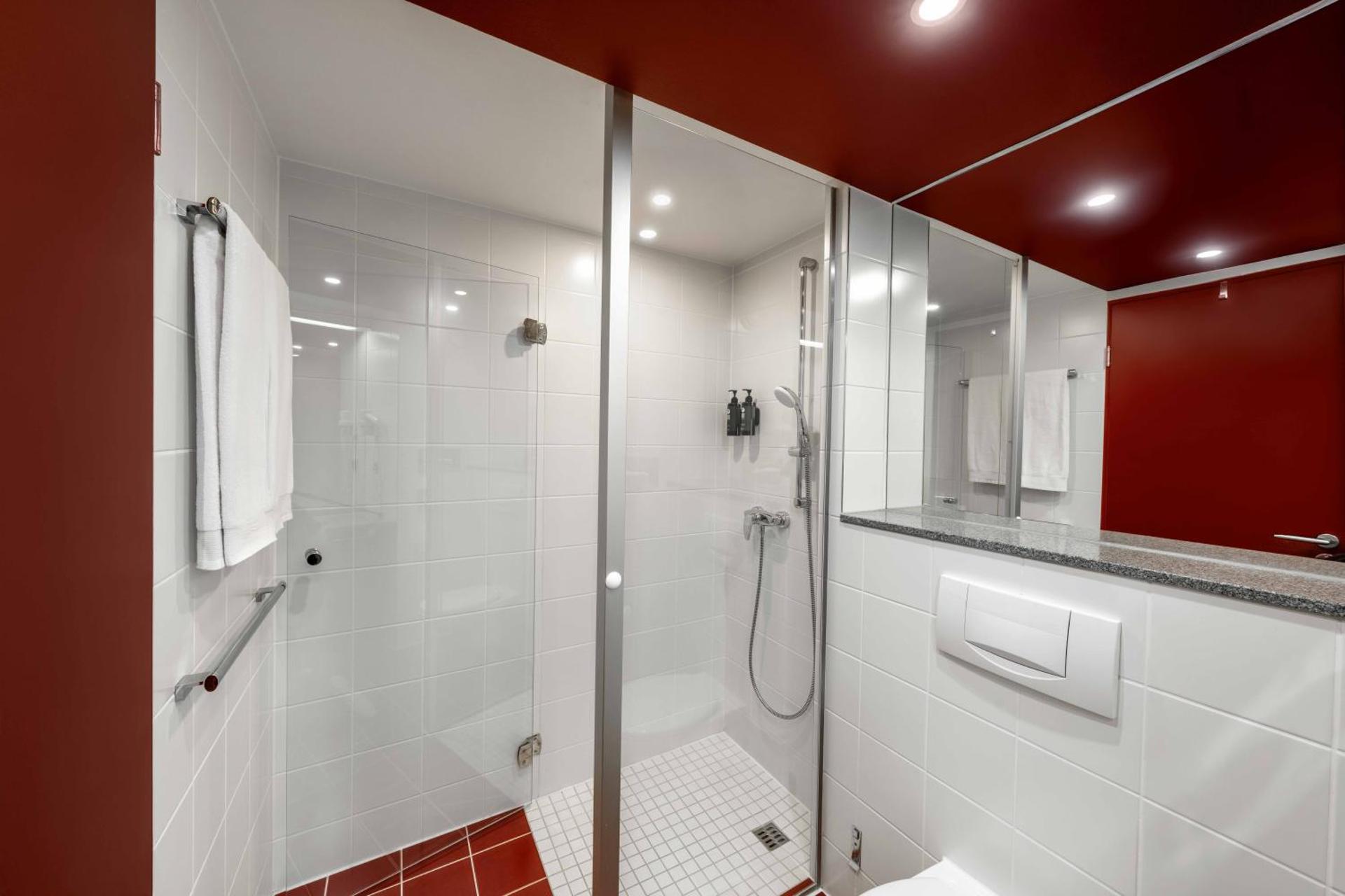 Ramada by Wyndham Essen - Photo 4