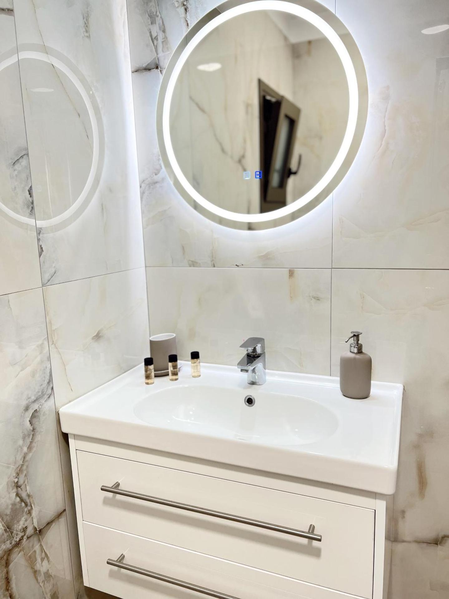 S & E Apartments - Photo 34