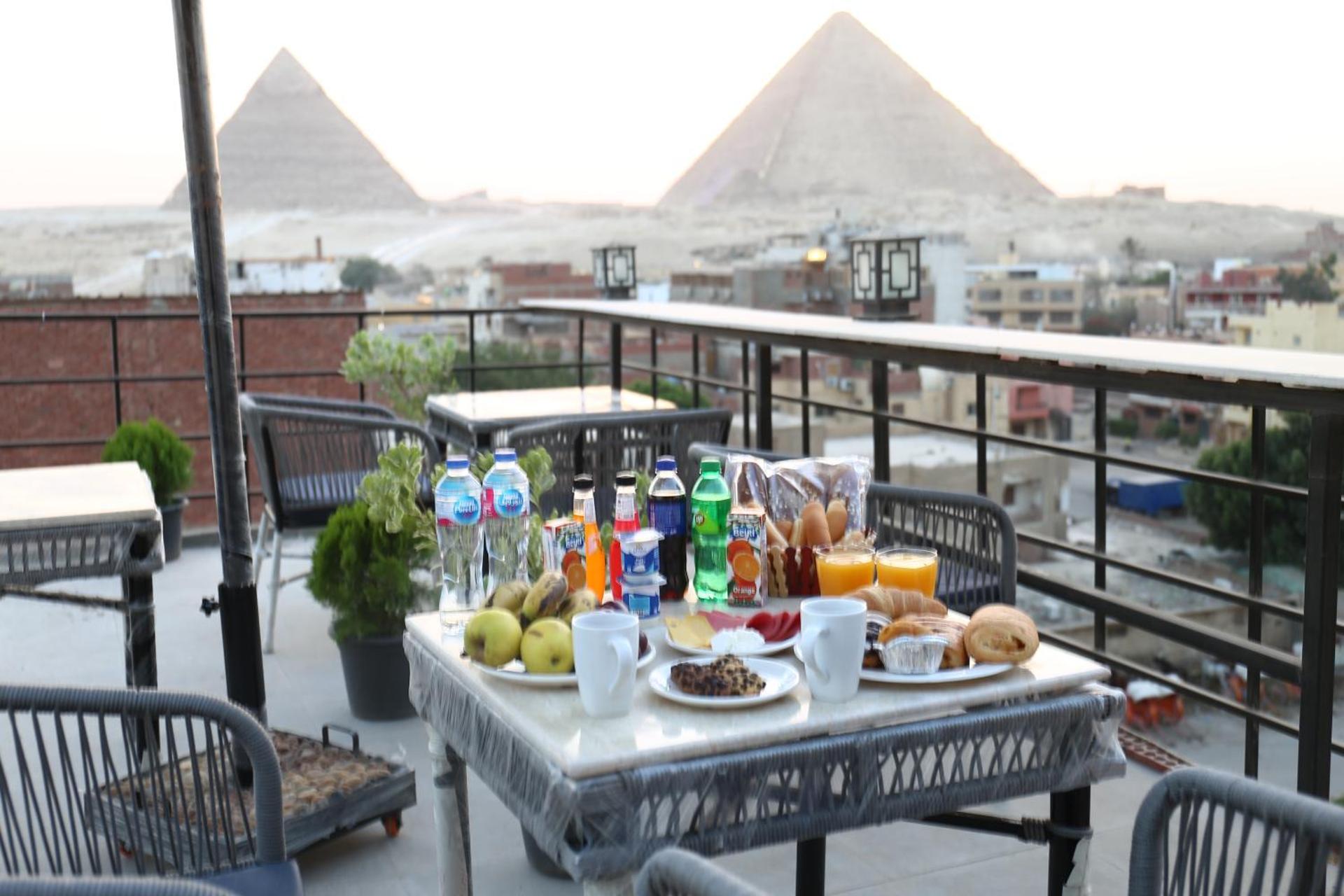 AMADEOS pyramids inn - Photo 4