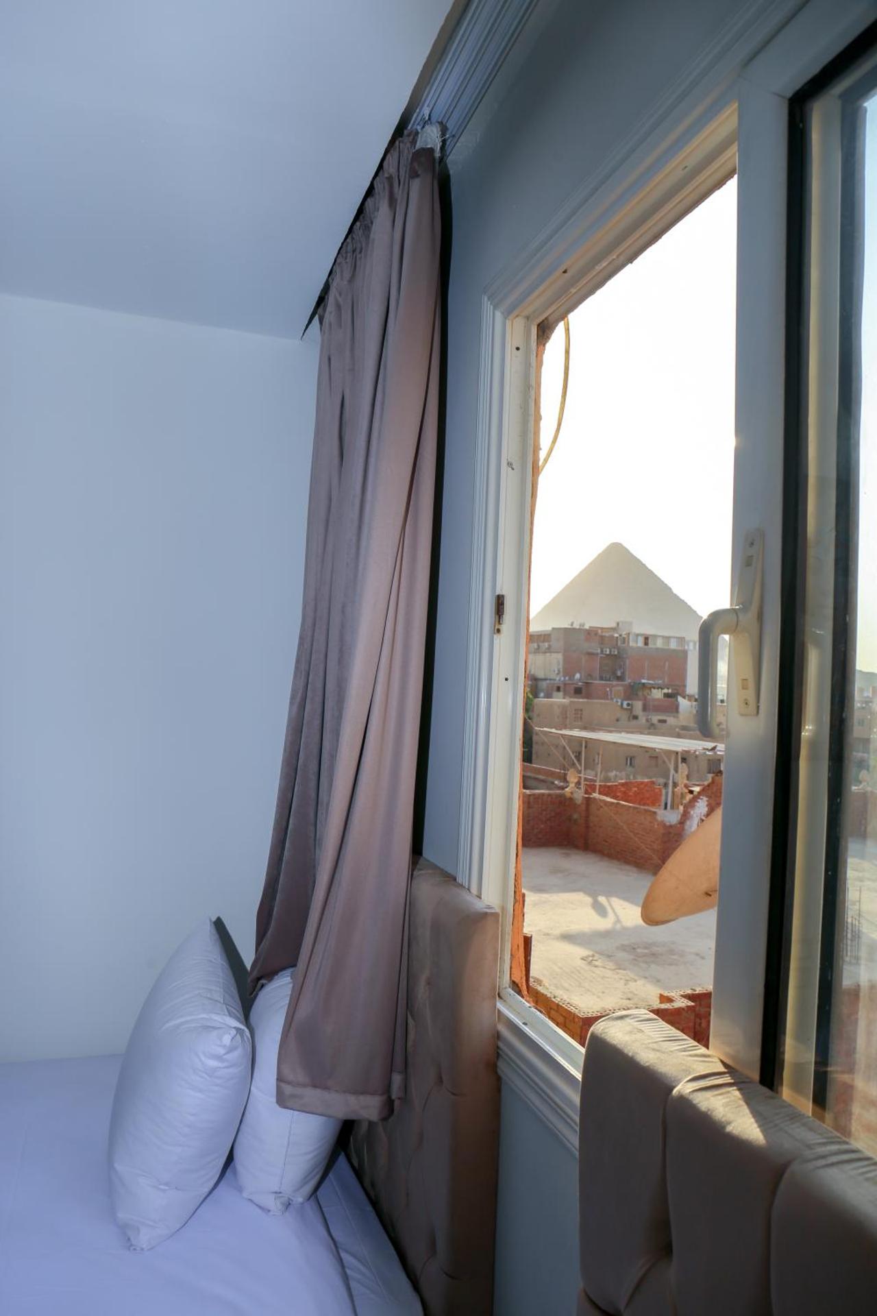 AMADEOS pyramids inn - Photo 31
