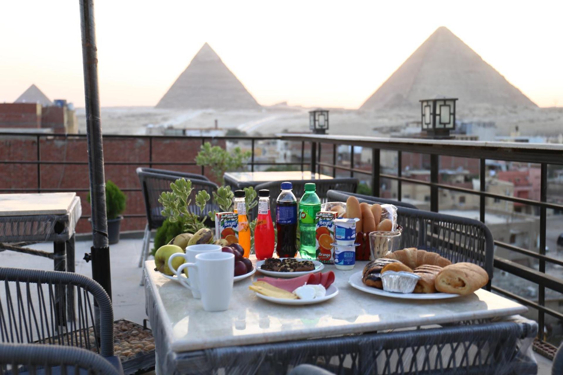 AMADEOS pyramids inn - Photo 75