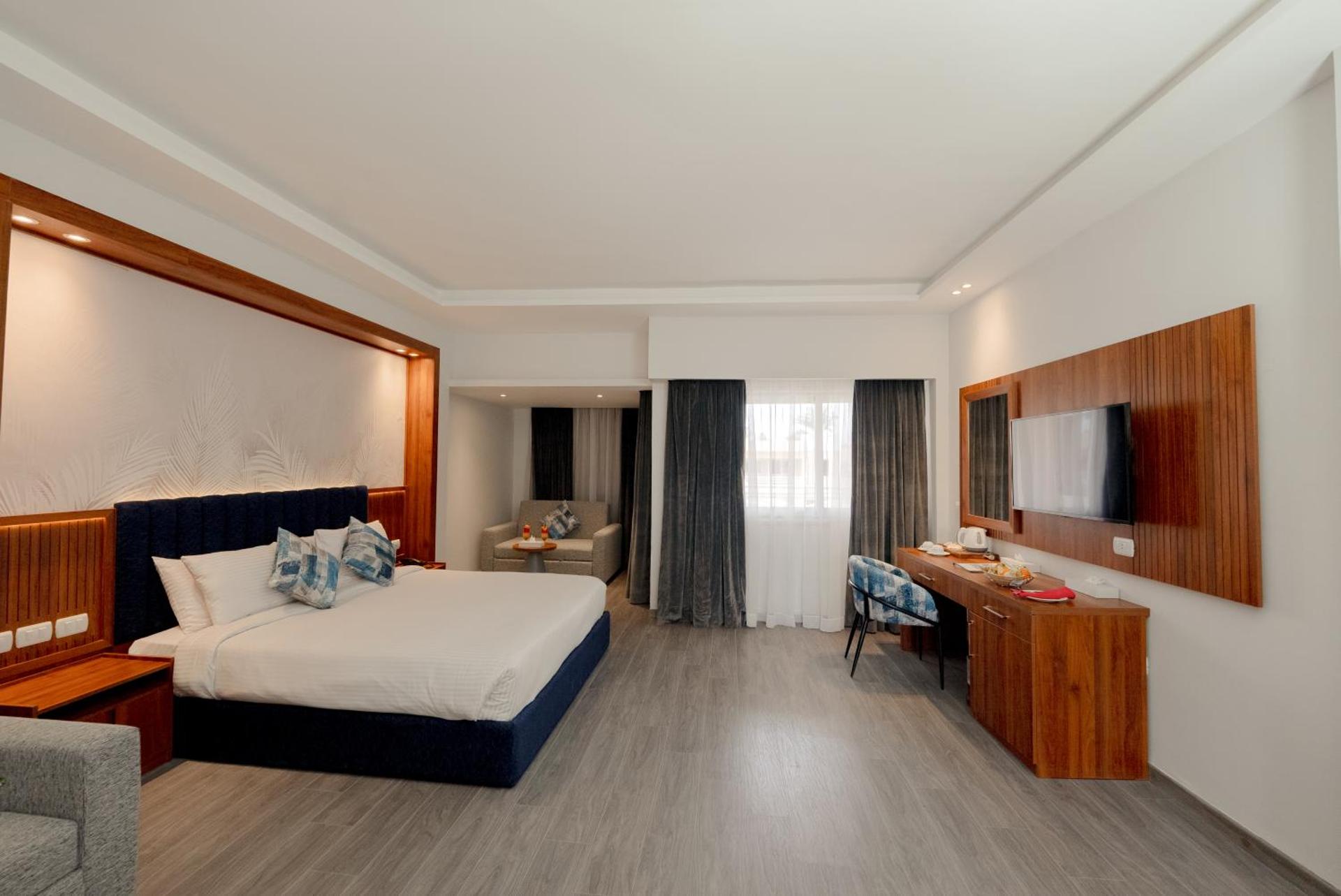 Golden Beach Resort - Photo 37