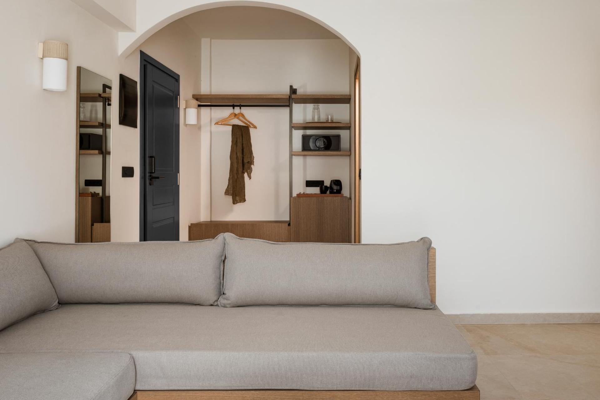 Dolphin Bay Seaside Resort & Suites - Photo 22