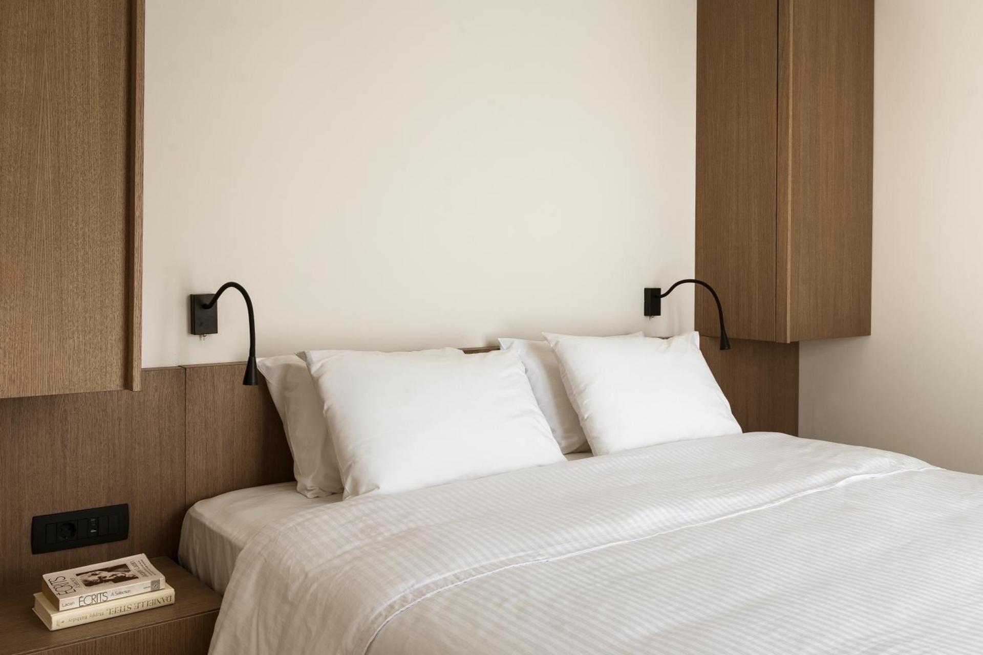 Dolphin Bay Seaside Resort & Suites - Photo 24