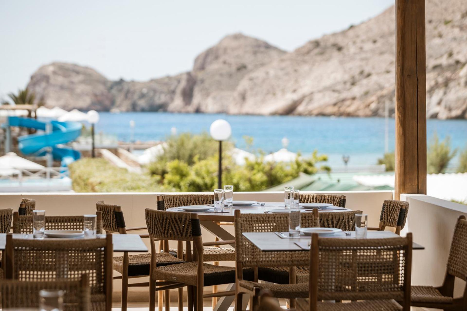 Dolphin Bay Seaside Resort & Suites - Photo 3