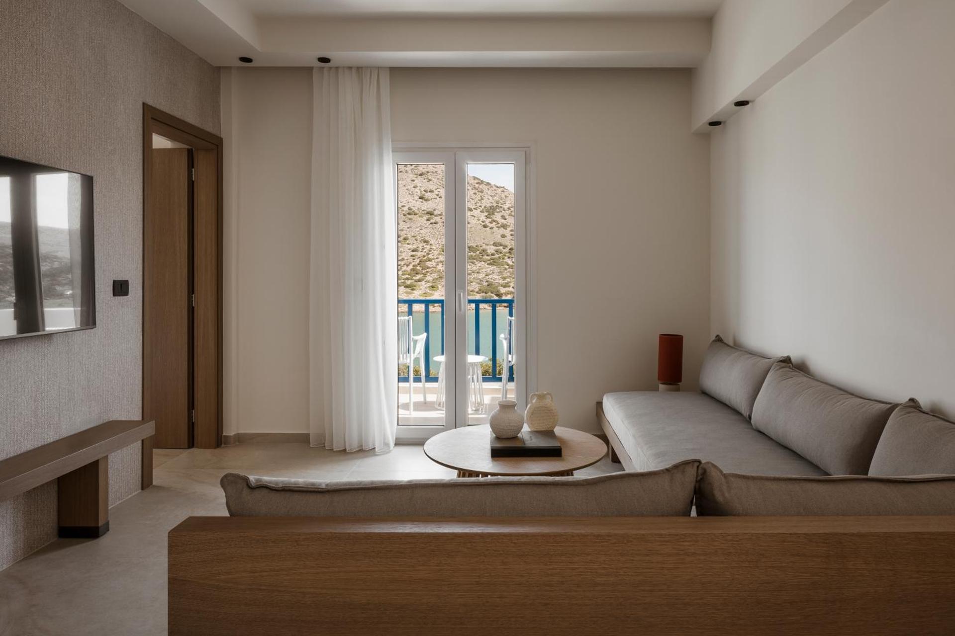 Two-Bedroom Sunset Suite with Sea View