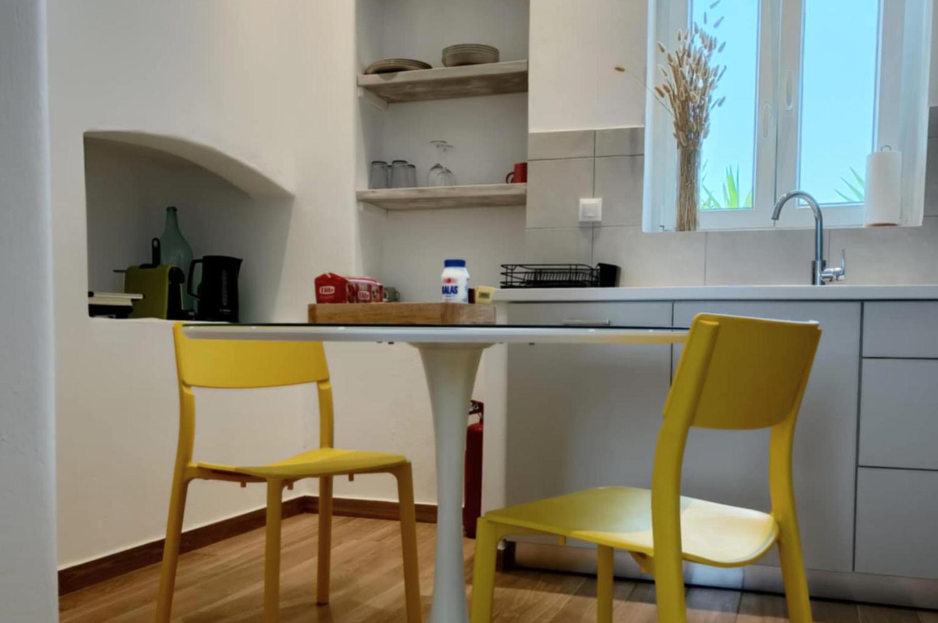 Haroto Suites - Photo 25