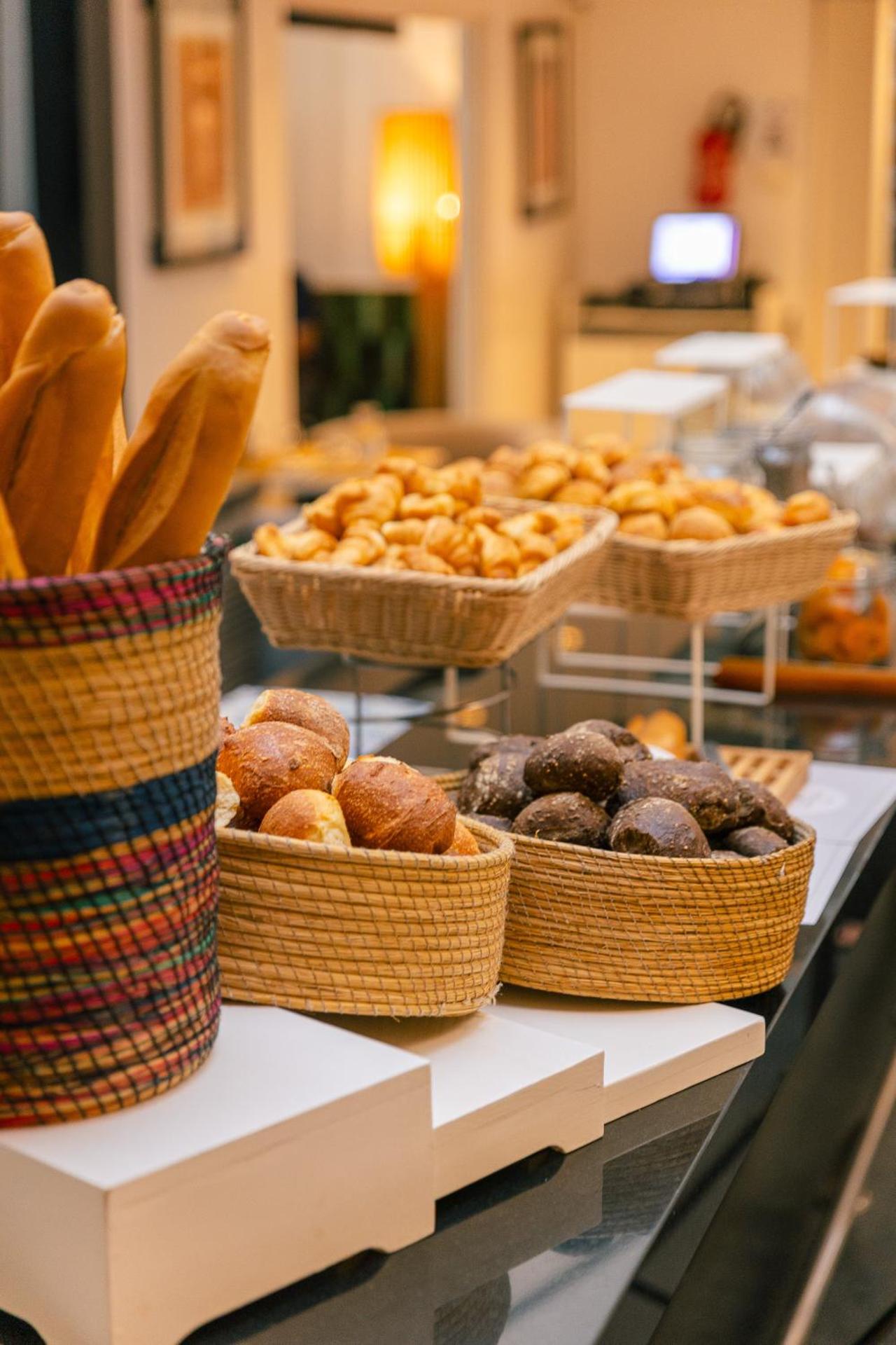 Hotel Carlton - Photo 124