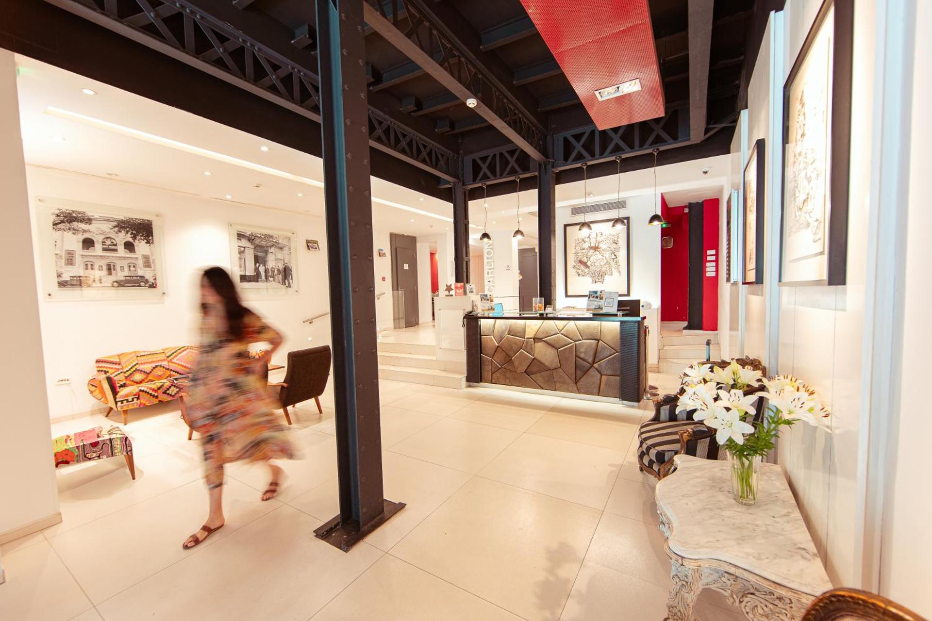 Hotel Carlton - Photo 111