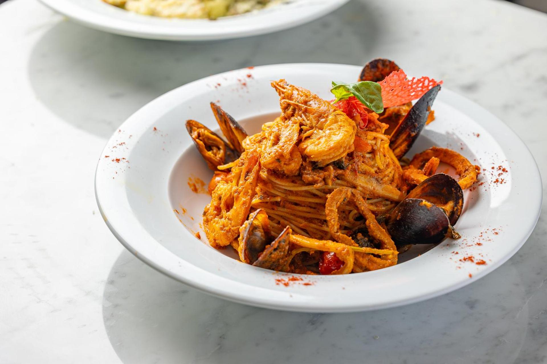 Hotel Carlton - Photo 54