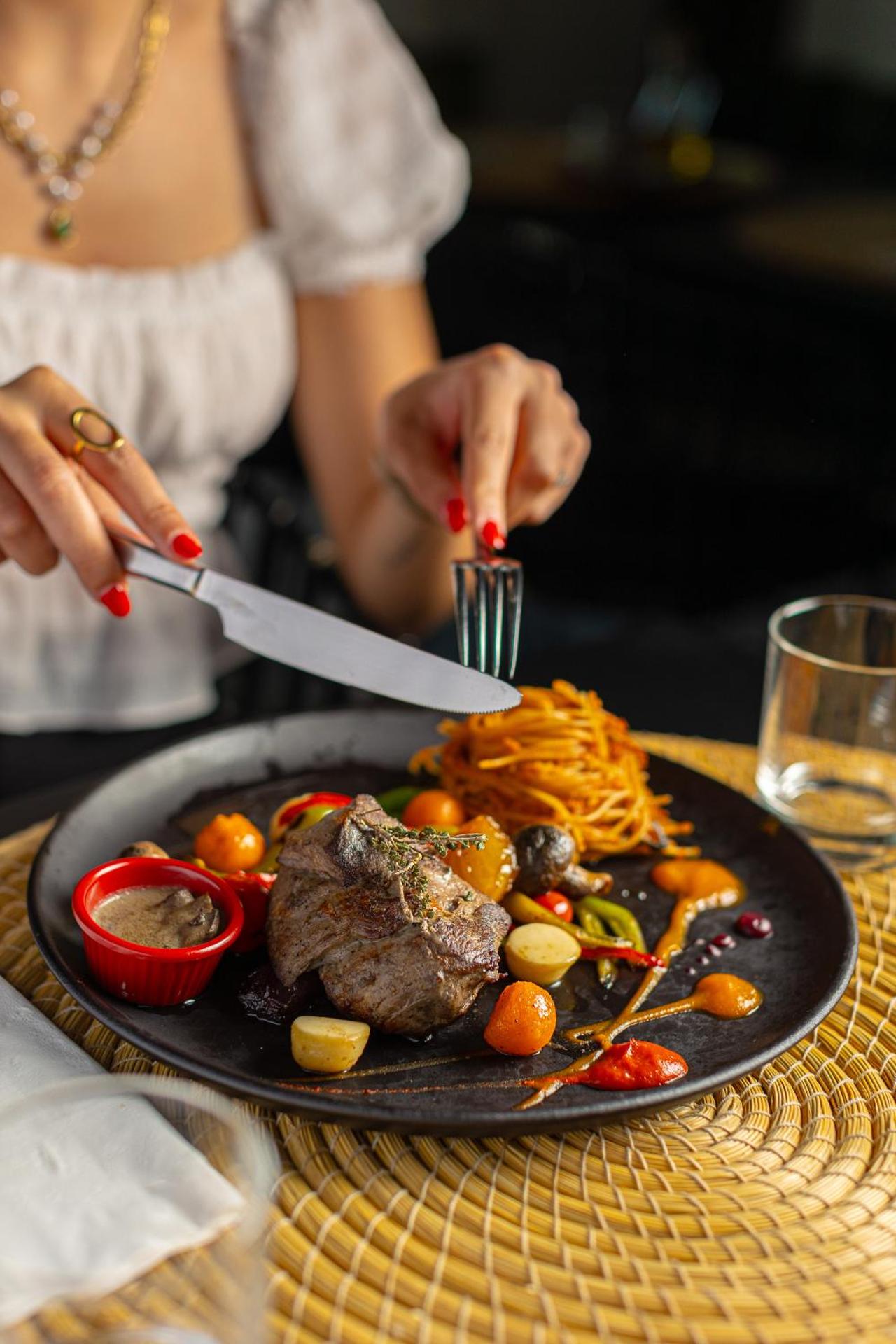 Hotel Carlton - Photo 107