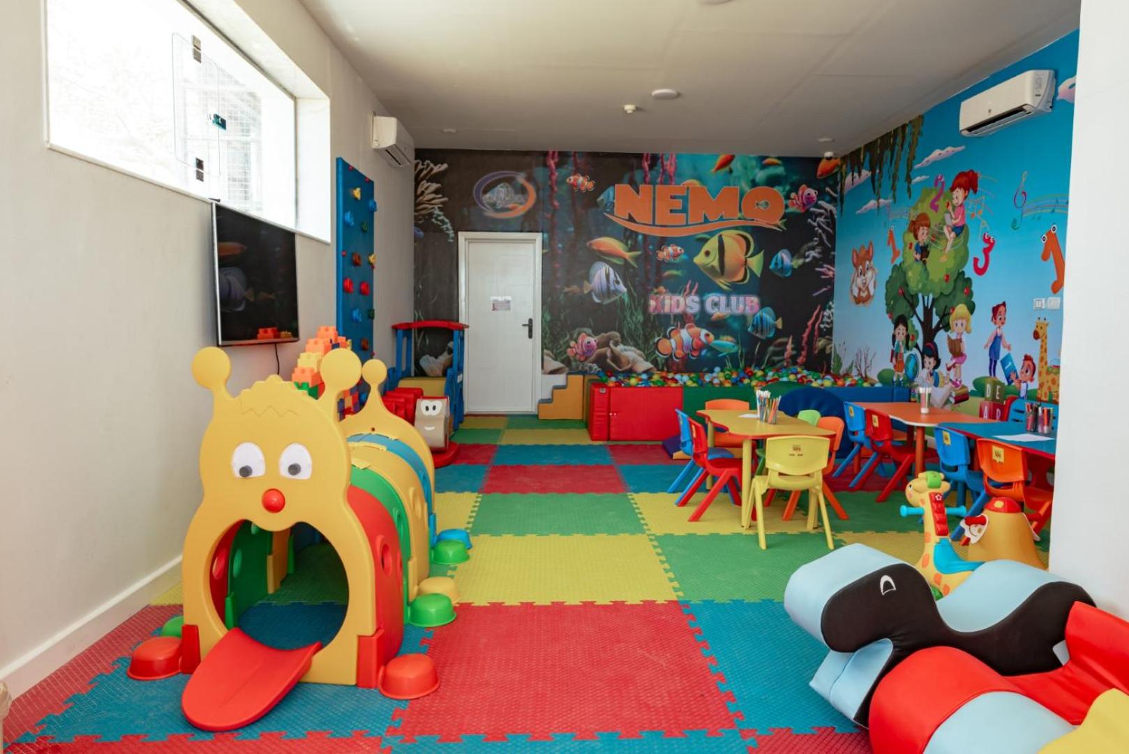 Palm Beach Resort Families and Couples only - Photo 179