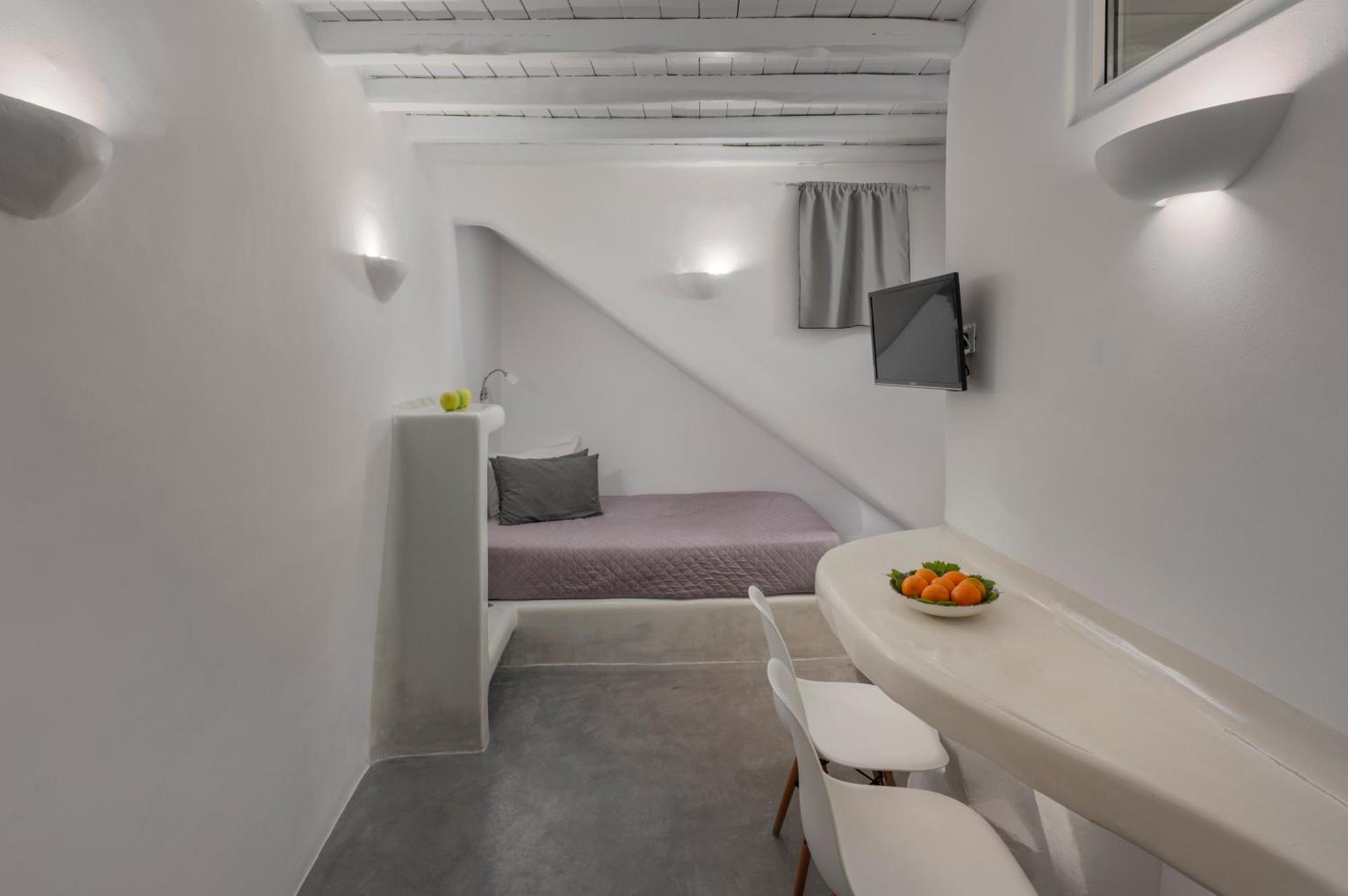 Flaskos Luxury Suites - Photo 48