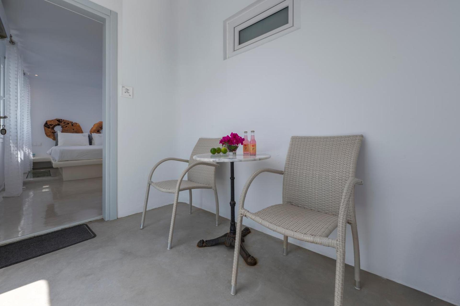 Flaskos Luxury Suites - Photo 62