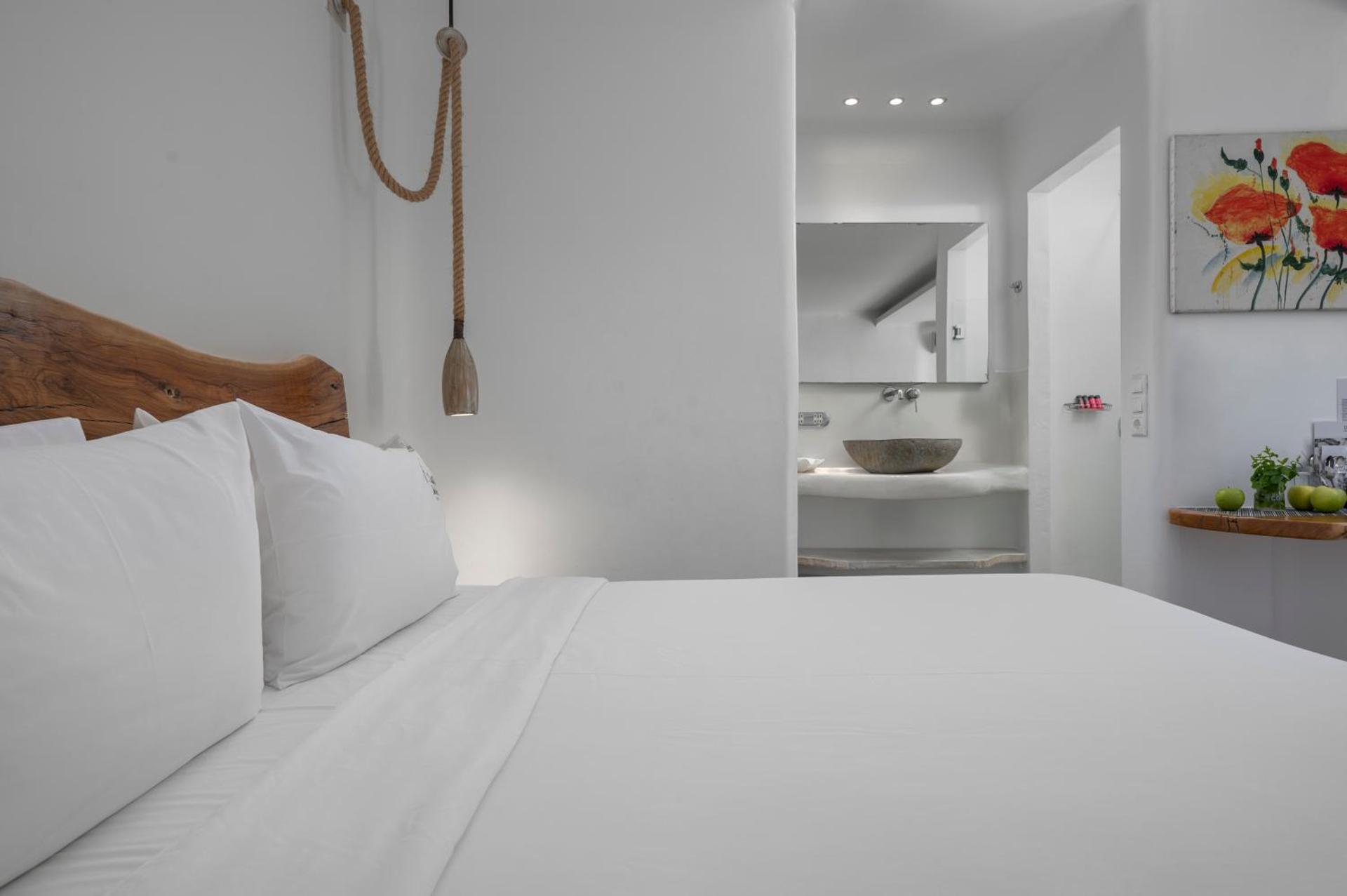 Flaskos Luxury Suites - Photo 75