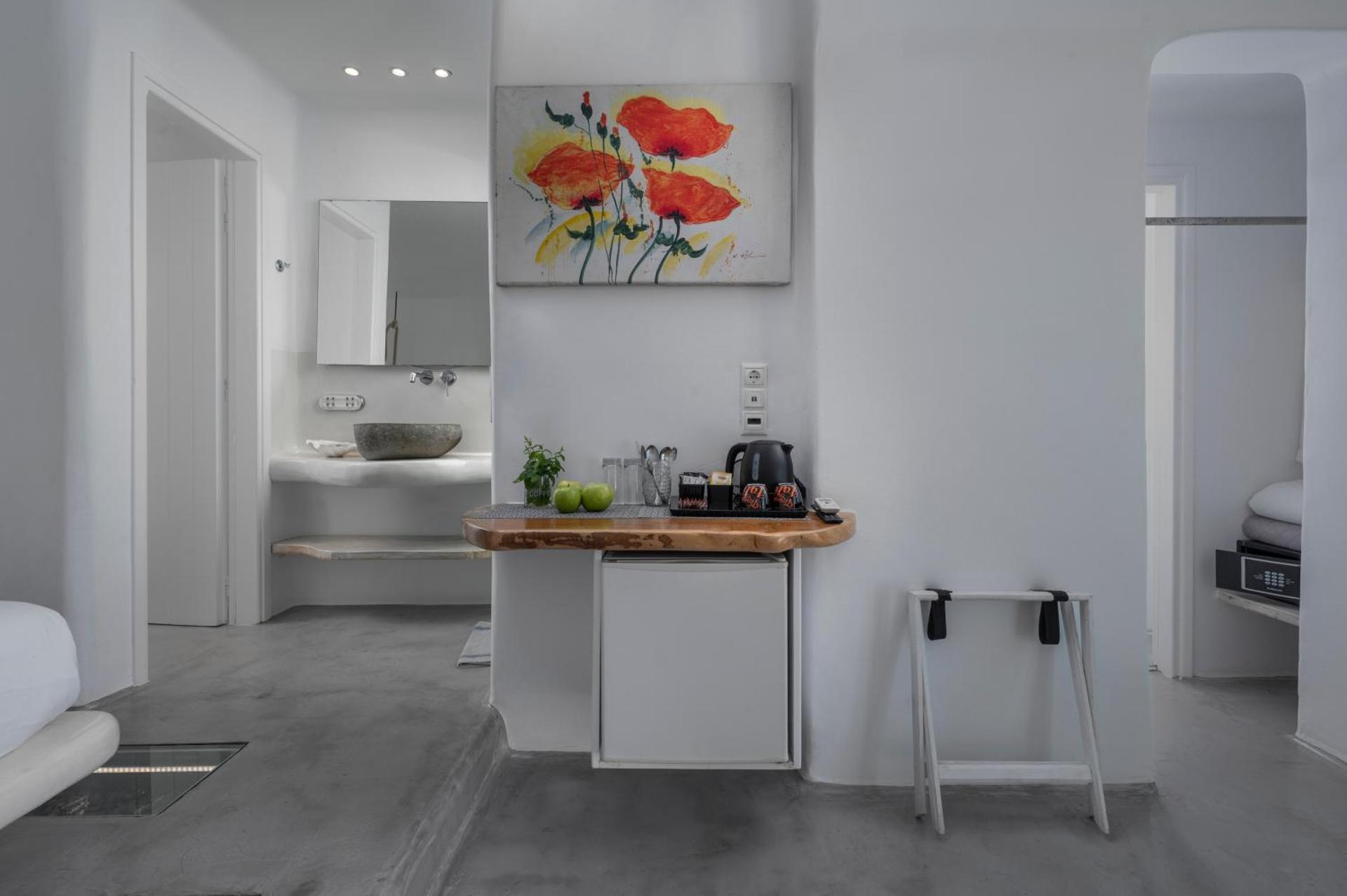 Flaskos Luxury Suites - Photo 82