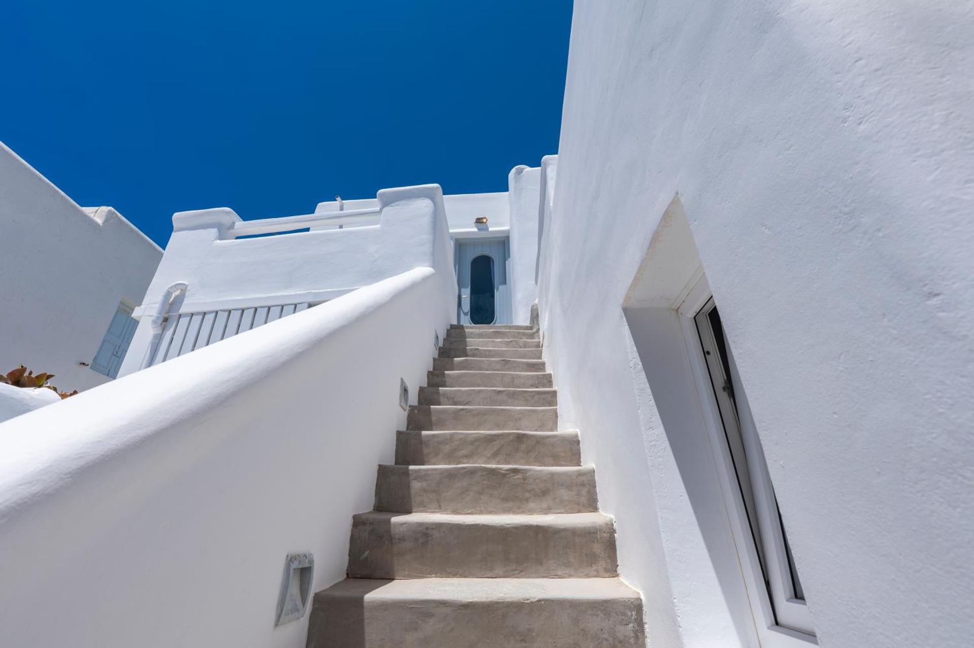 Flaskos Luxury Suites - Photo 84