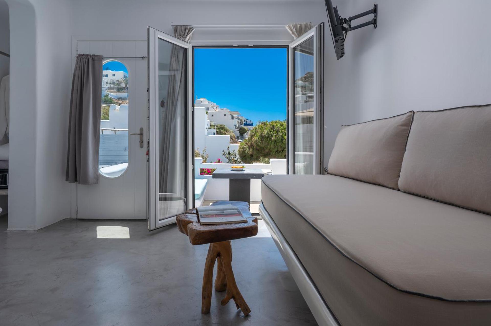 Flaskos Luxury Suites - Photo 86