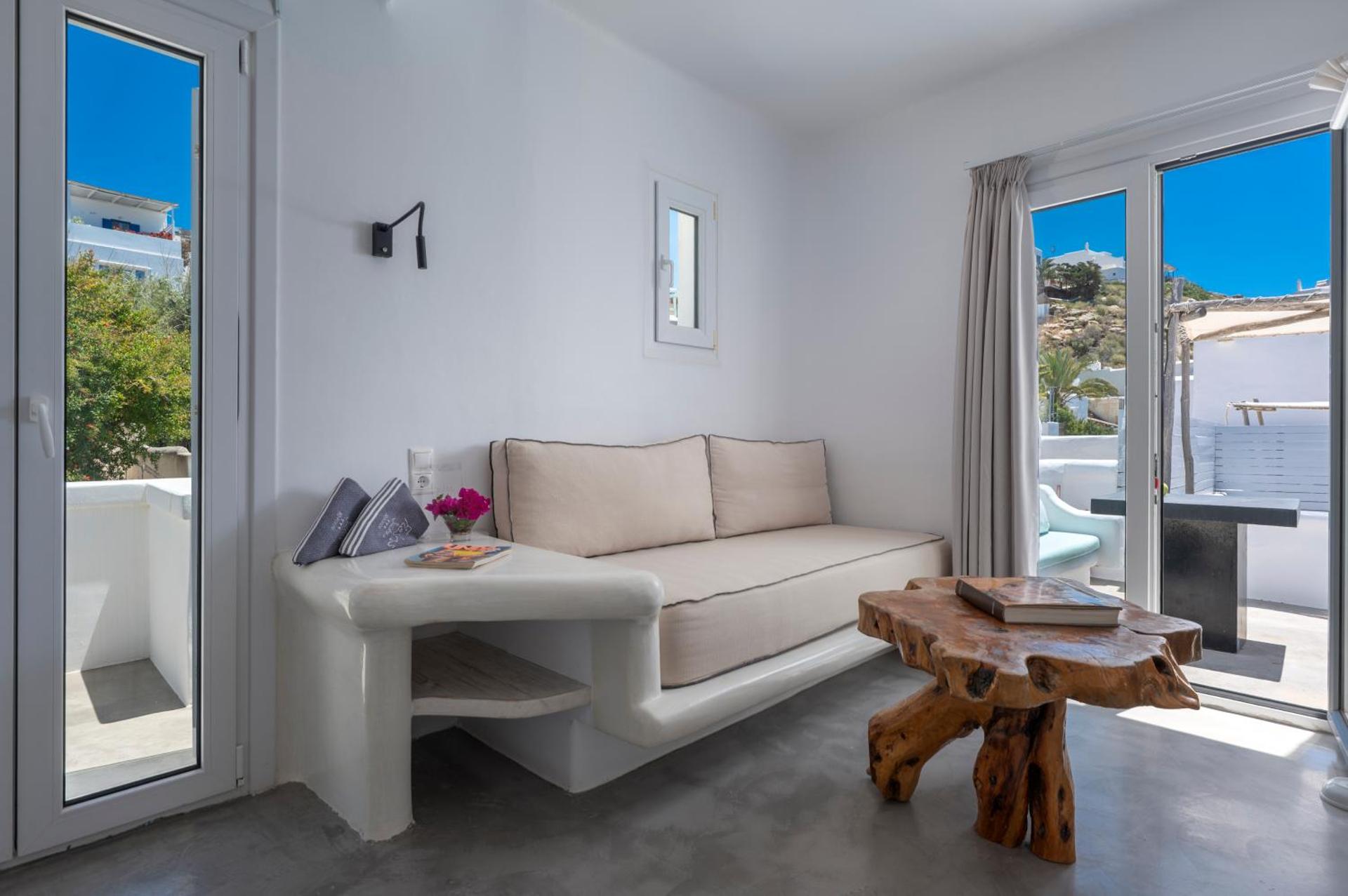 Flaskos Luxury Suites - Photo 87