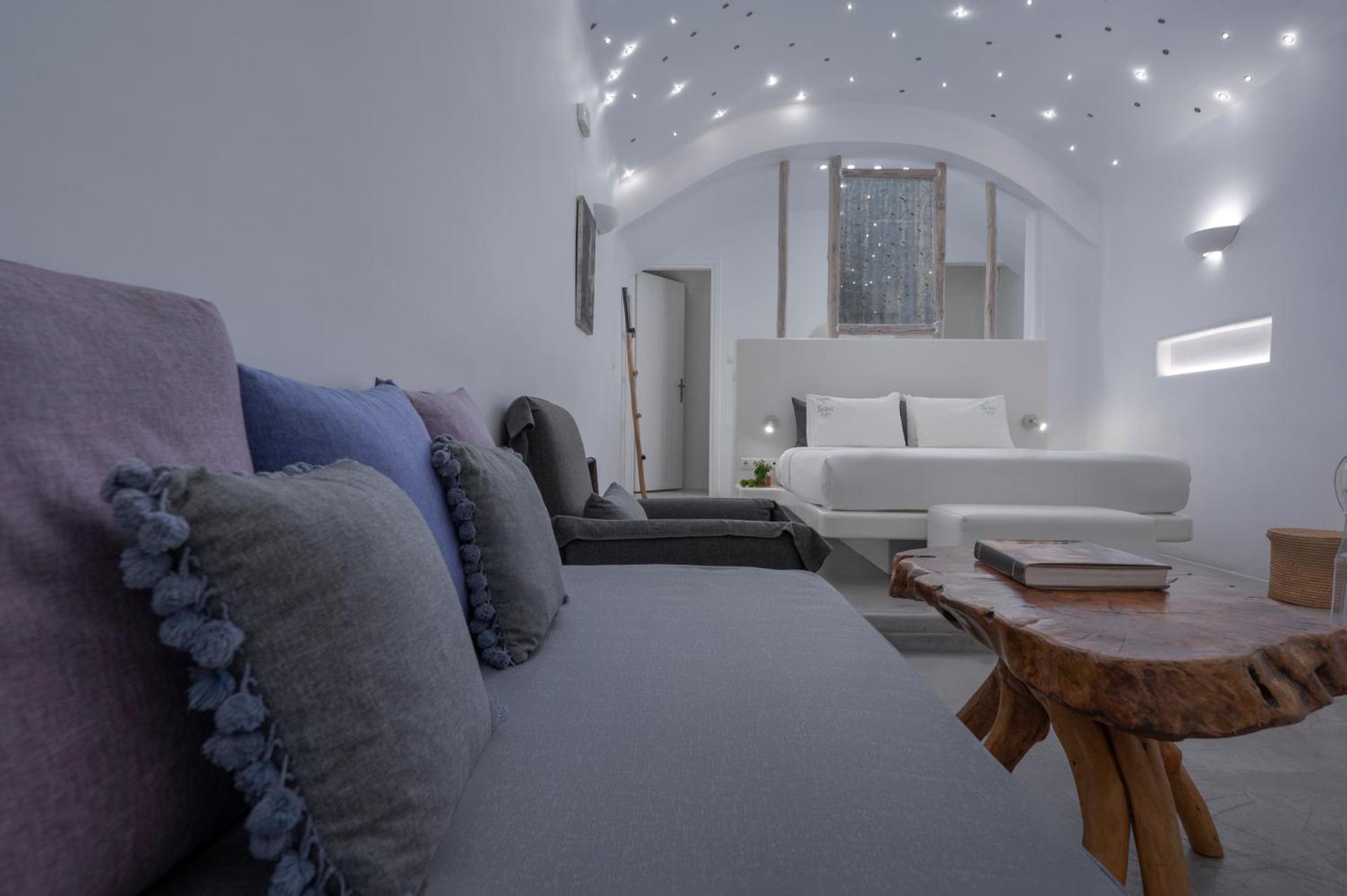 Flaskos Luxury Suites - Photo 96