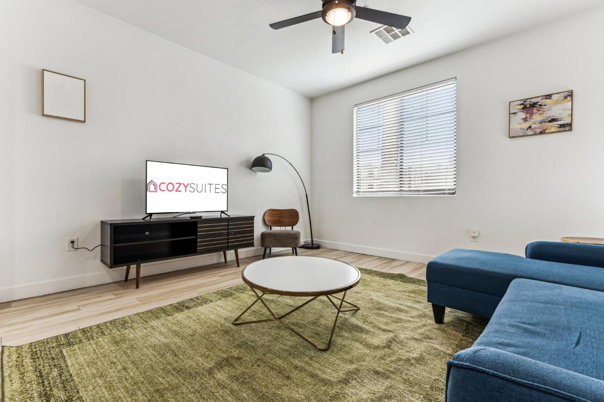 CozySuites Glendale by the stadium with pool 20 - Photo 6