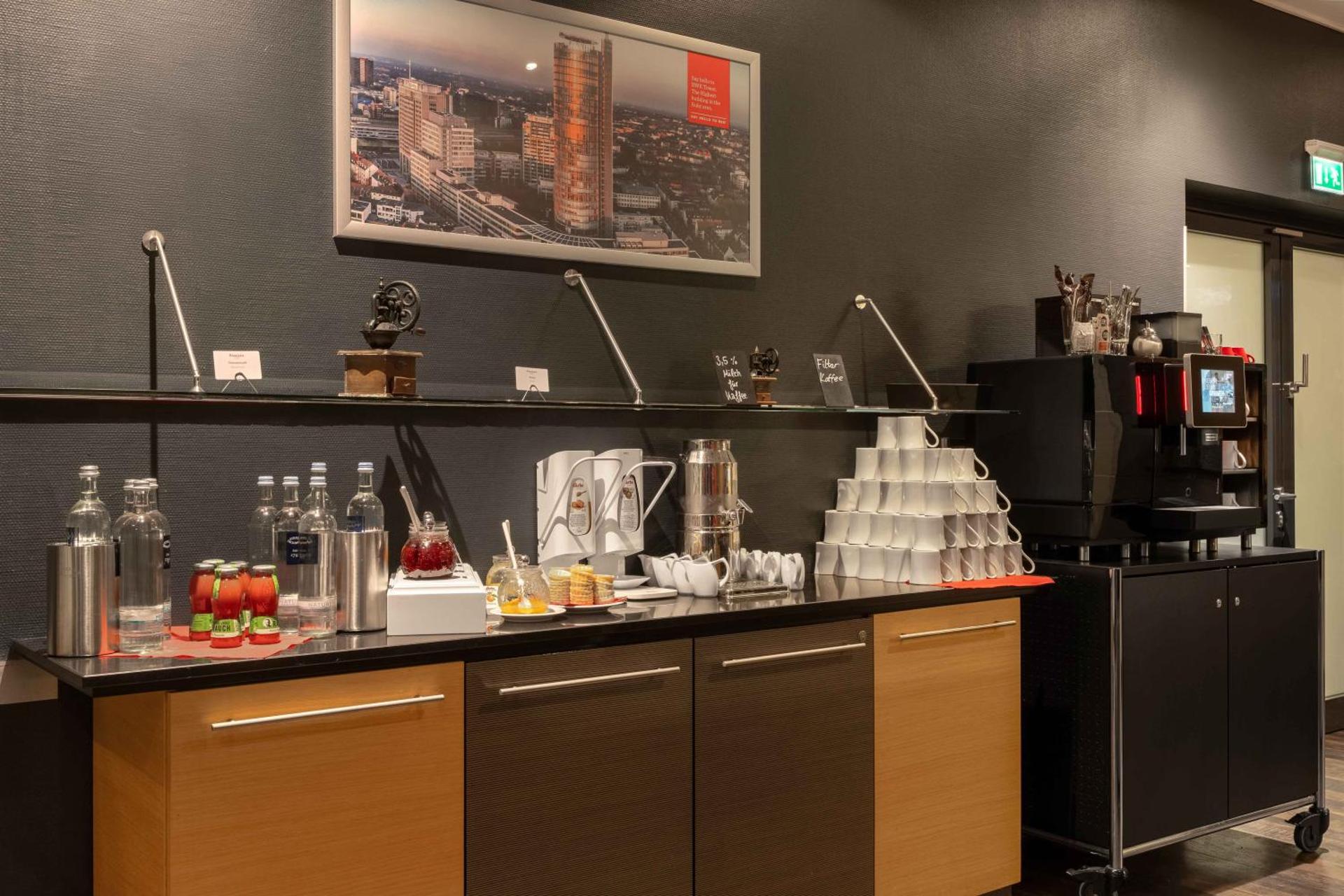 Ramada by Wyndham Essen - Photo 86