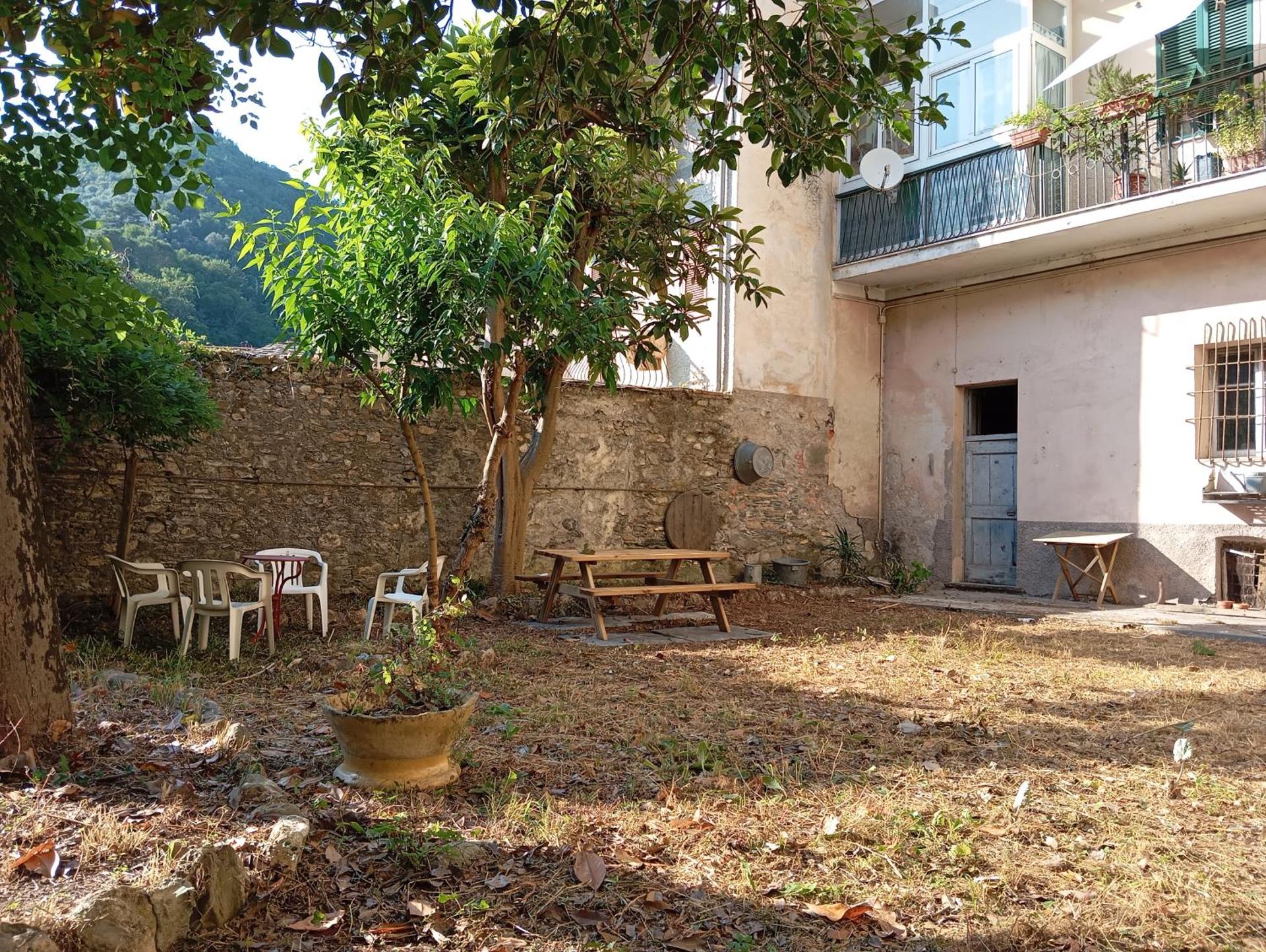 Medieval Pieve Essenza di Riviera - holiday home with garden, WiFi & parking - Photo 27