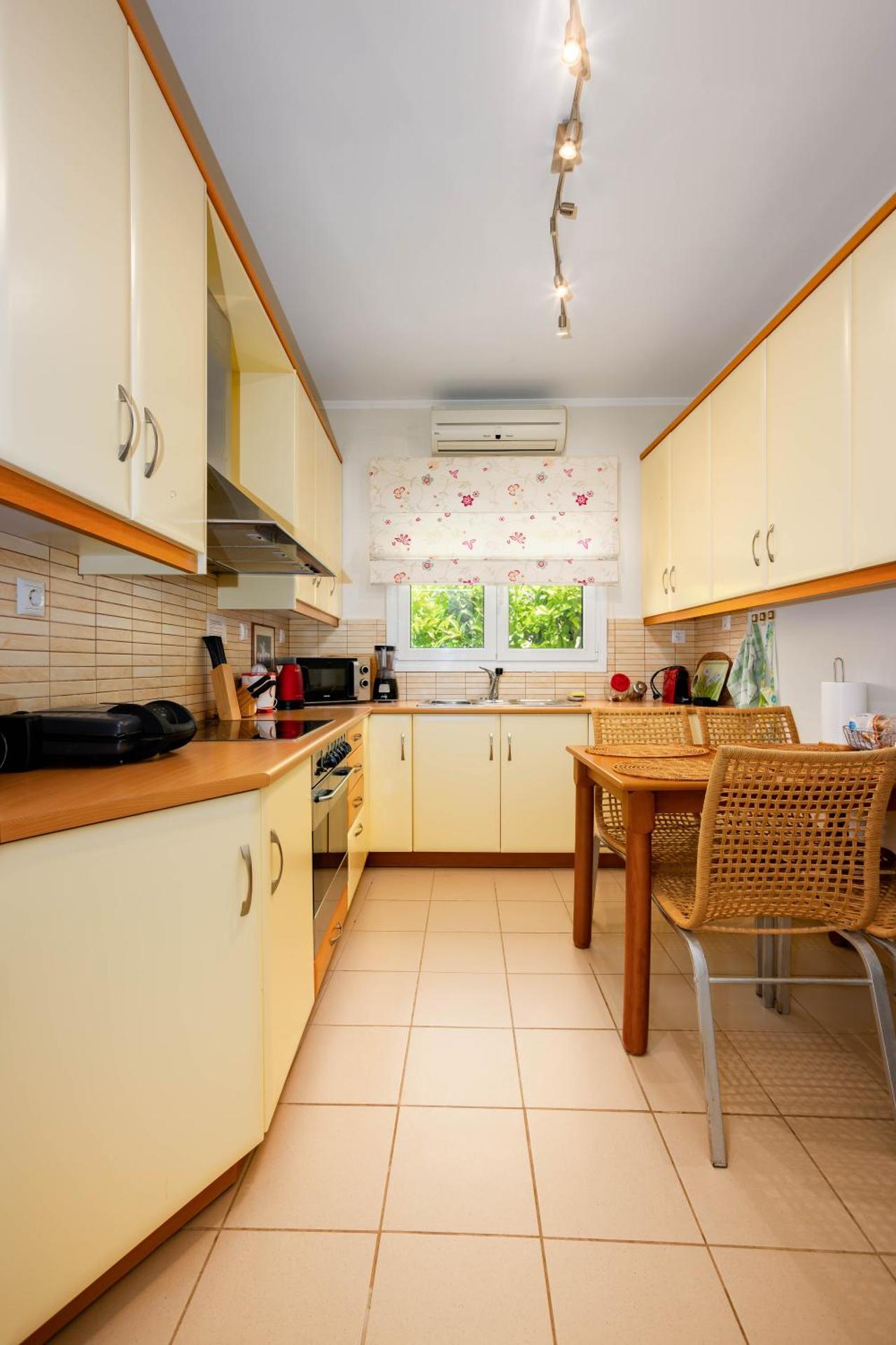 Artemida House - Photo 89