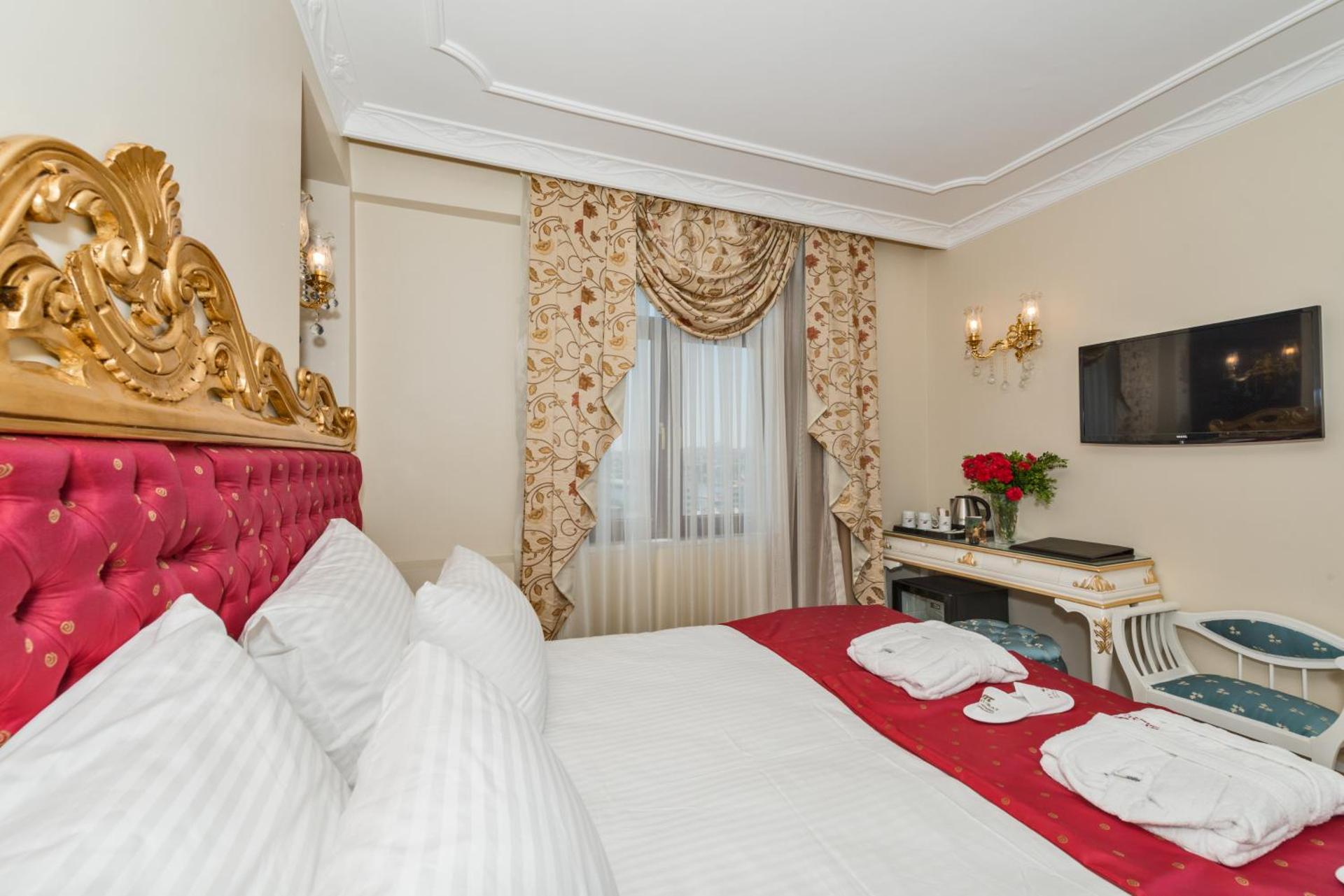 Galatower Hotel - Photo 65