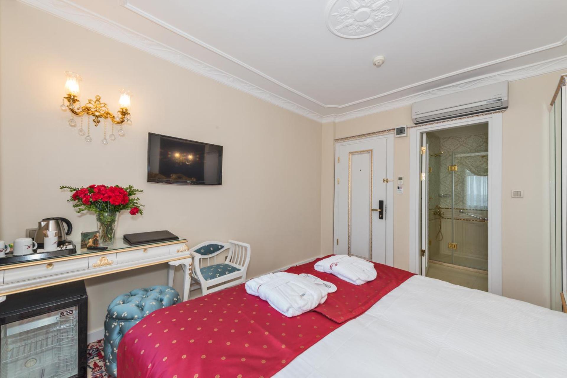 Galatower Hotel - Photo 66