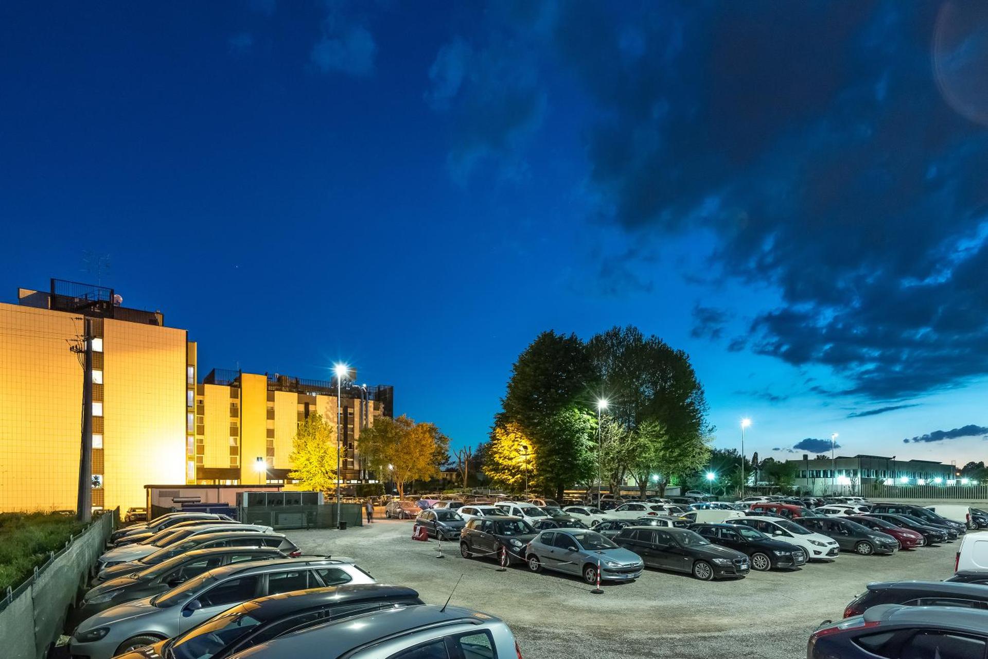 Hotel Bologna Airport - Photo 9