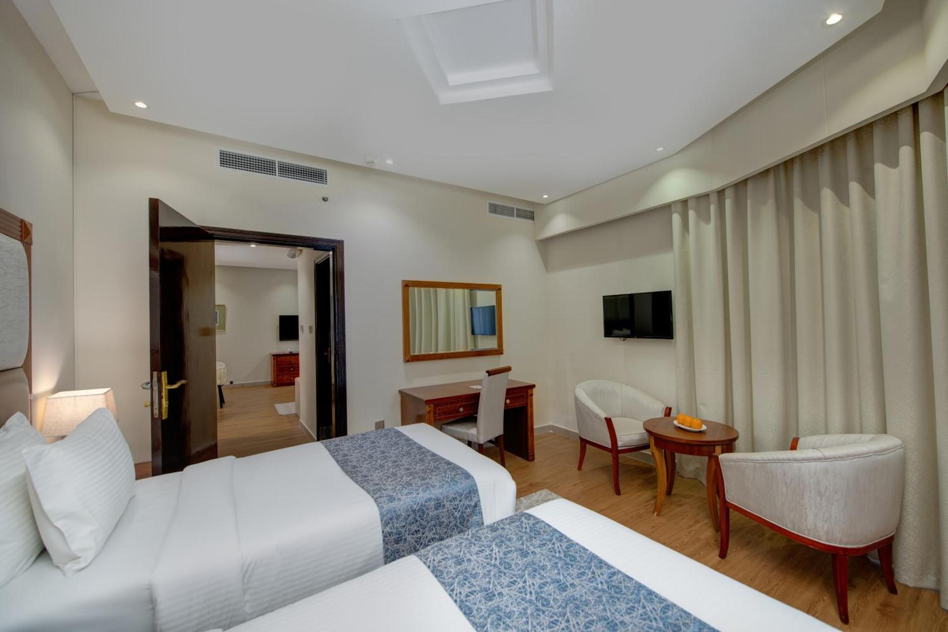 Vendome Plaza Hotel - Photo 26
