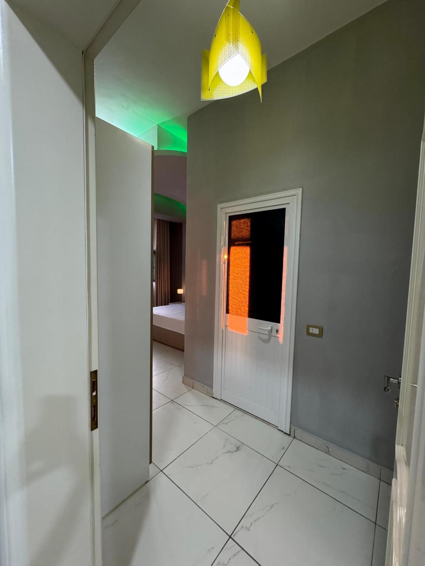 Grand Hotel Gjyshi - Photo 42